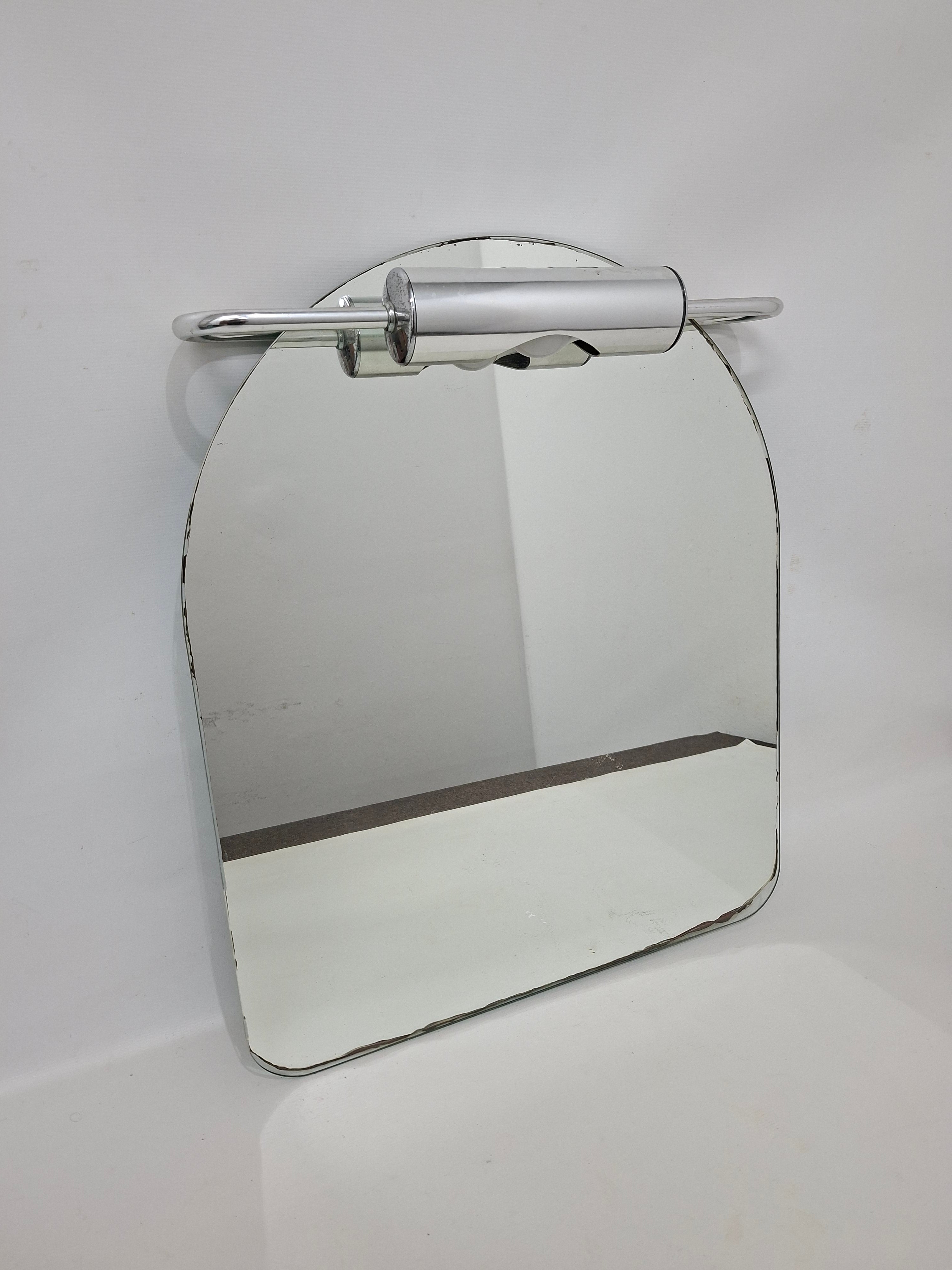 Espelho de Banheiro Vintage em forma de arco com Luminária embutida 