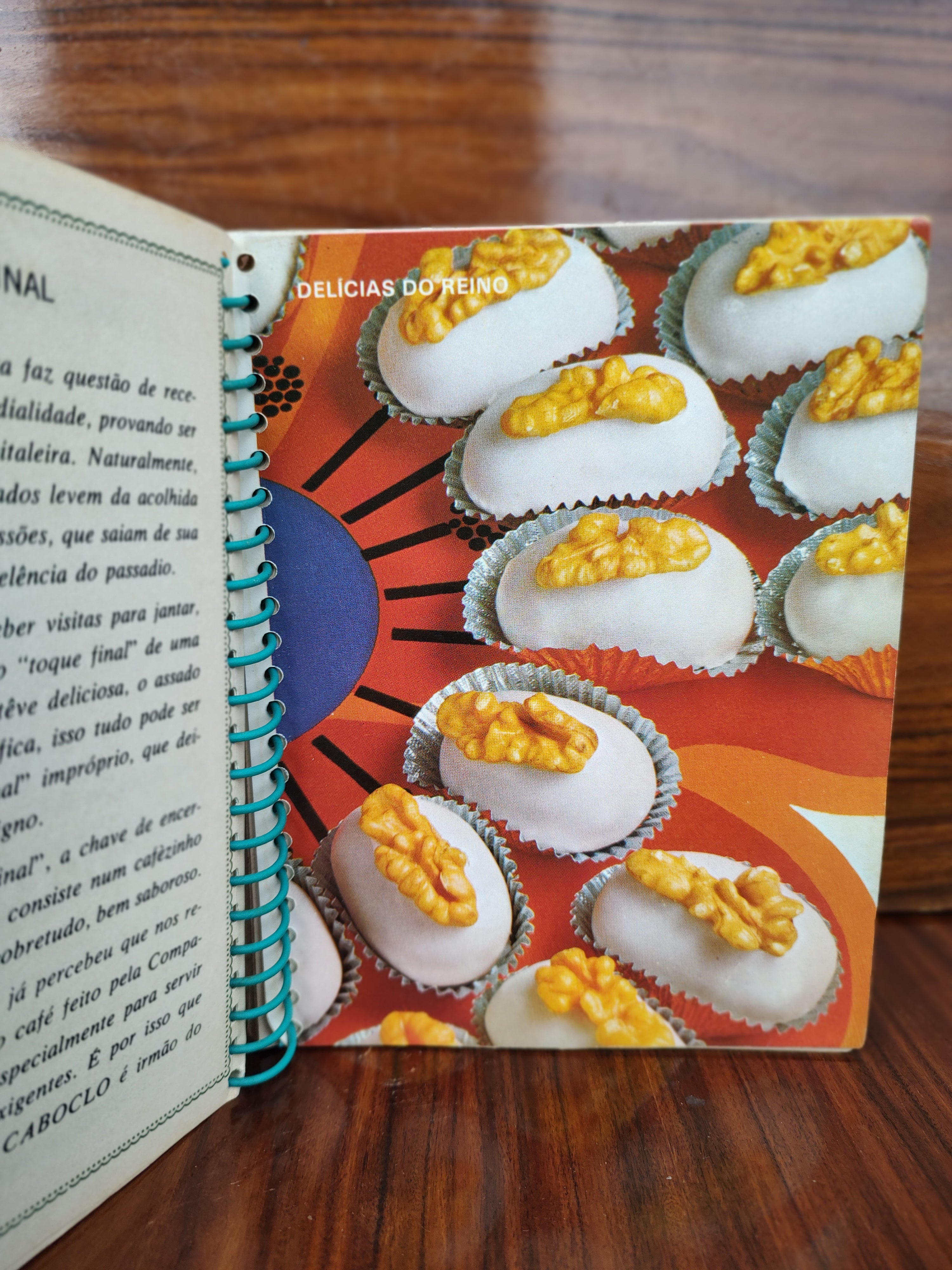 Livro "200 Receitas do Açúcar União - vol. 2" anos 70