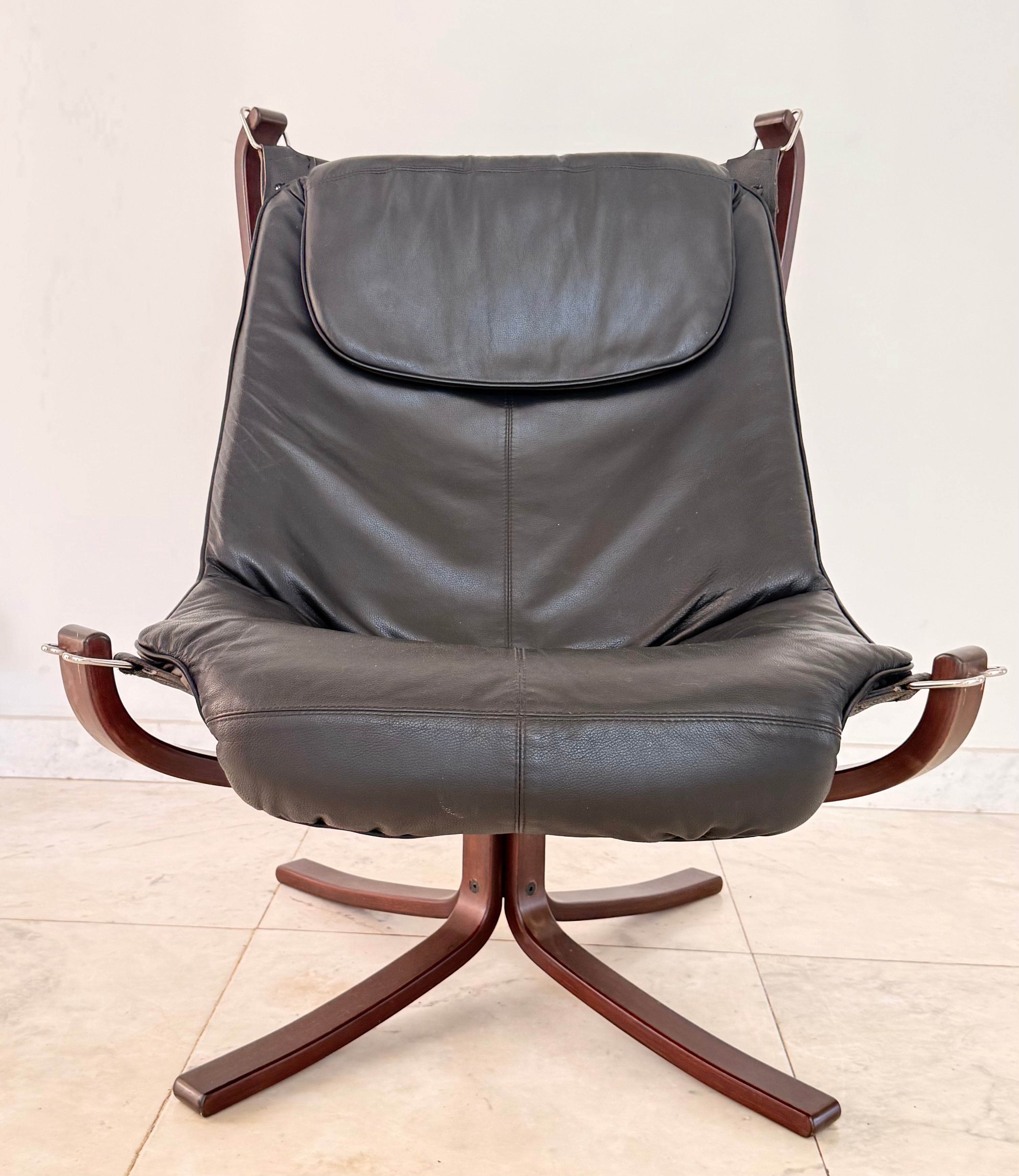 Poltrona Falcon (Sigurd Ressel) - design norueguês 