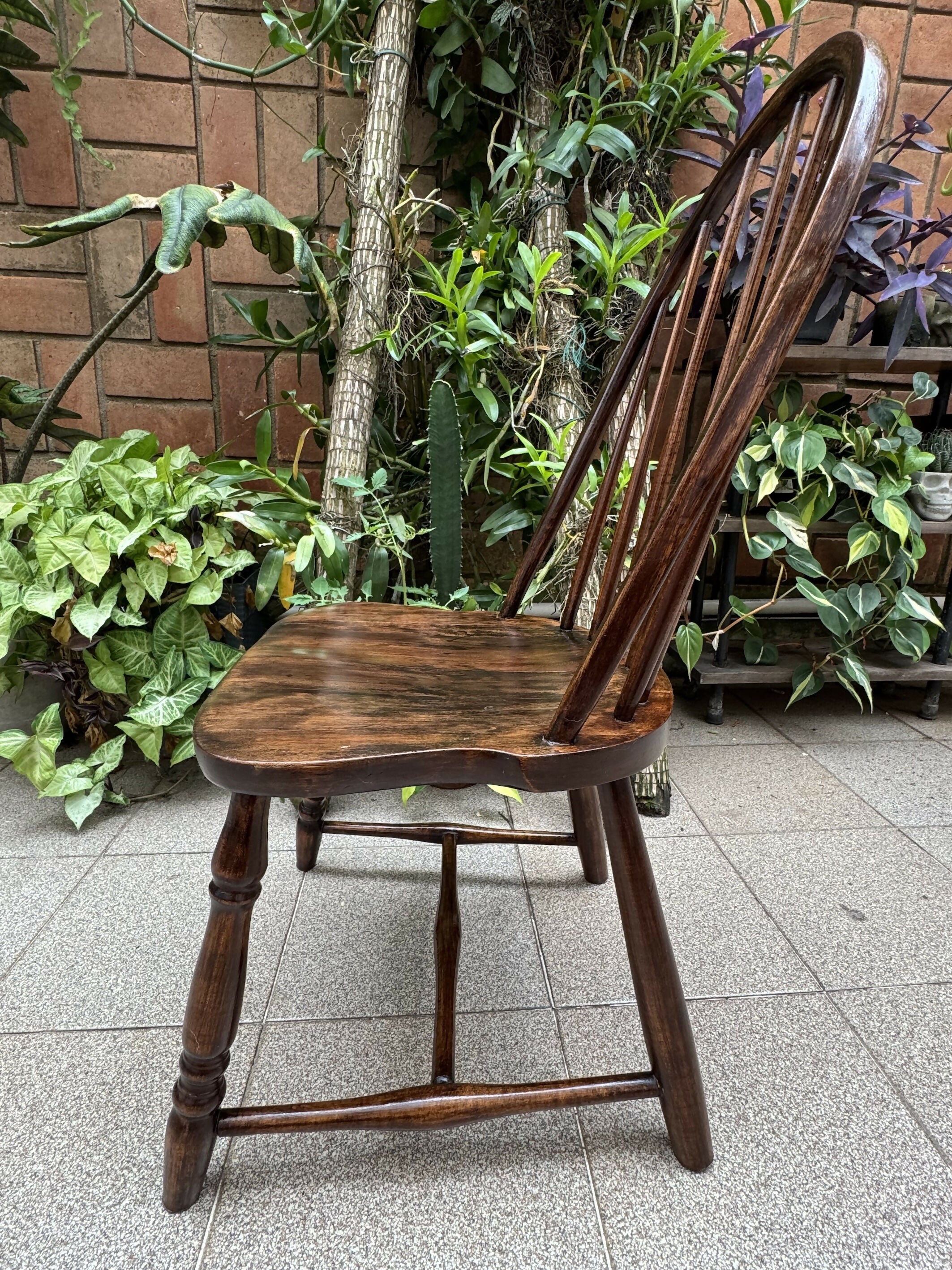 Par de Cadeiras Windsor - Madeira Maciça