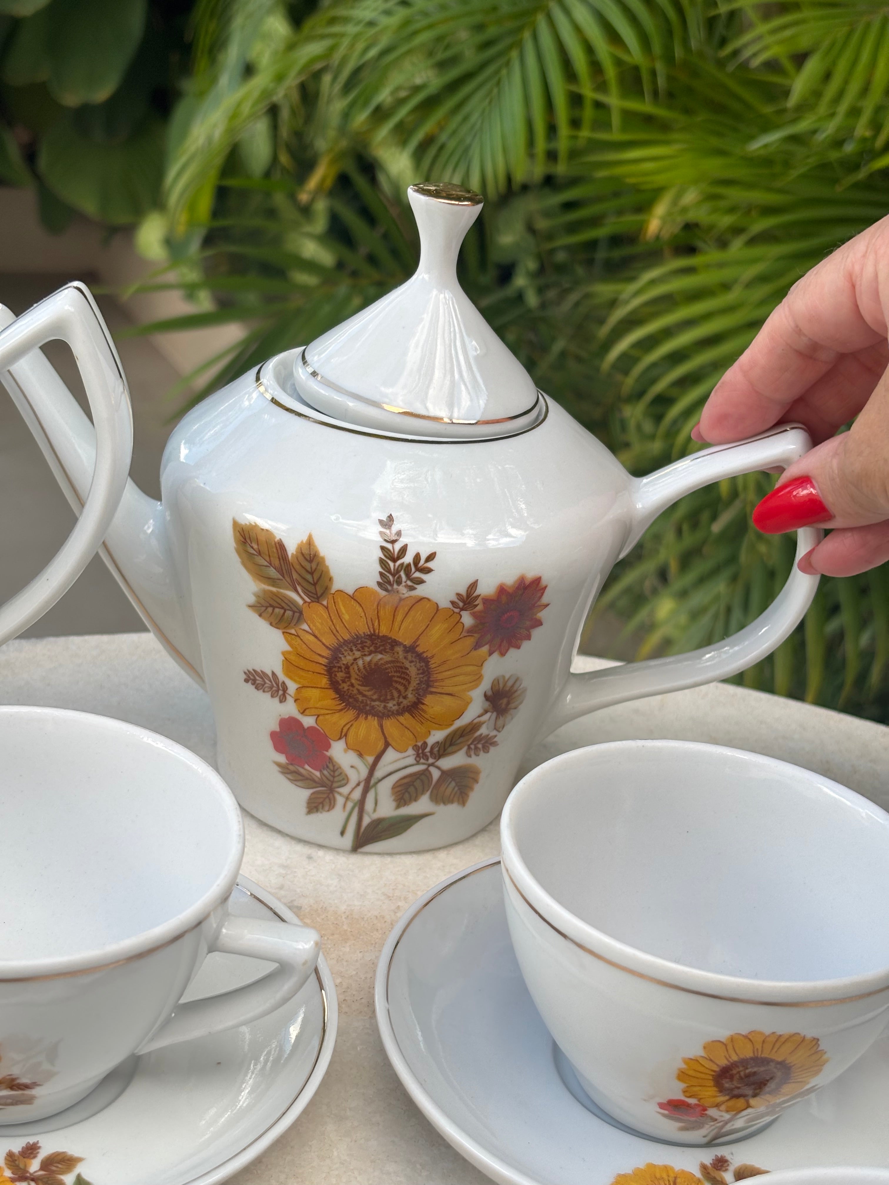 Aparelho de Chá e Café Porcelana Pozzani Girassol - 33 Peças (Na Caixa Original)