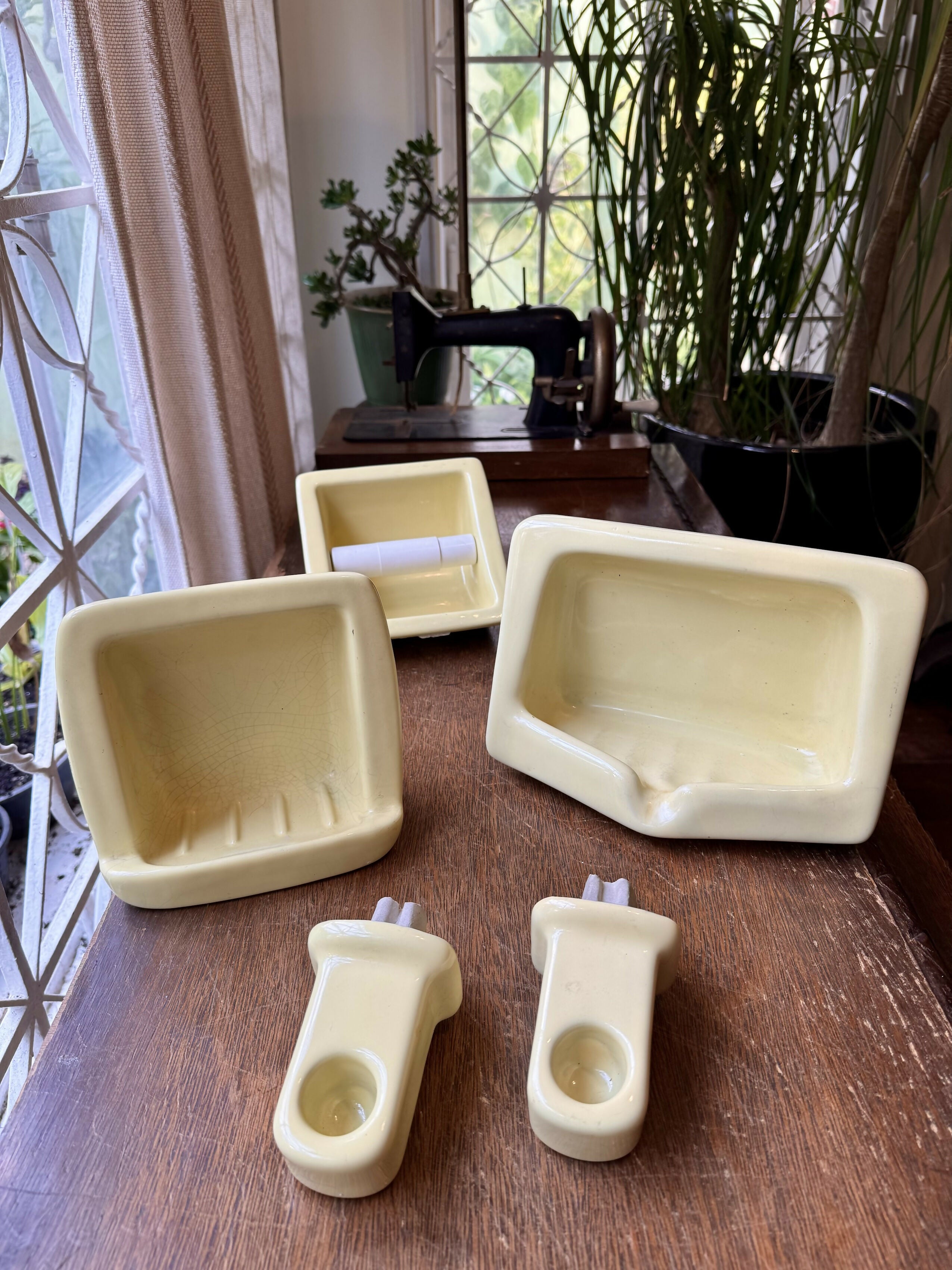 Conjunto Louça CELITE Amarela - 4 itens/5peças