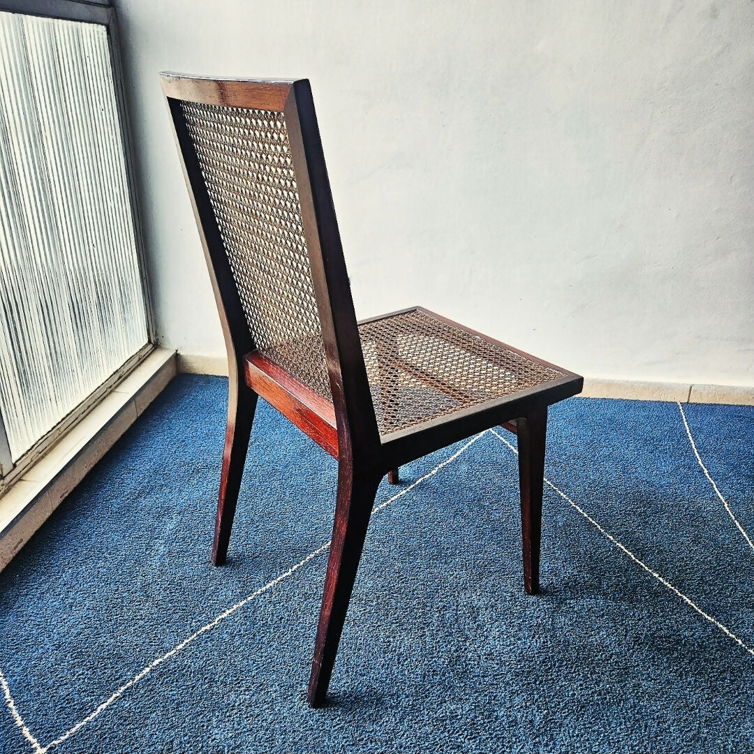 CADEIRA ANOS 50 EM JACARANDÁ E PALHINHA