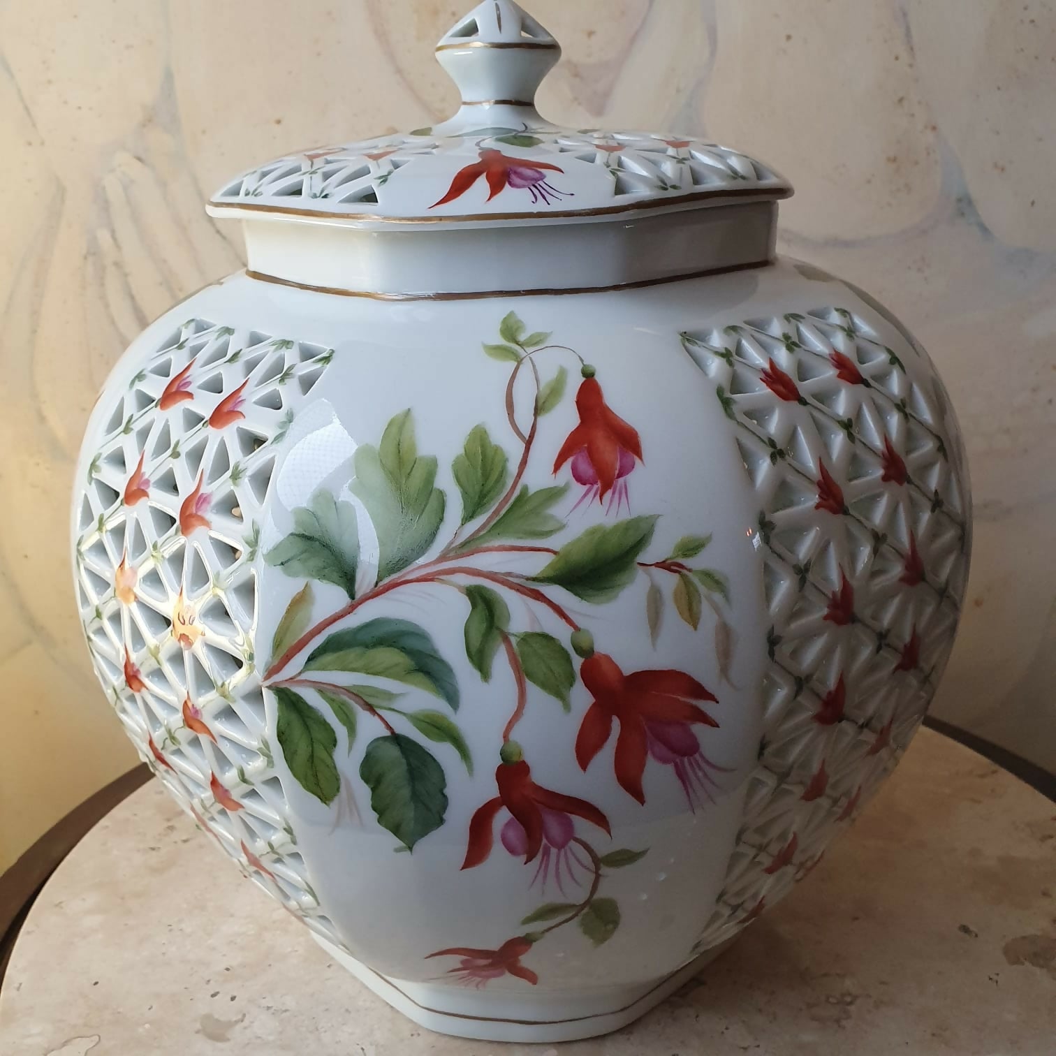 Grande Potiche bojudo em porcelana pintada à mão