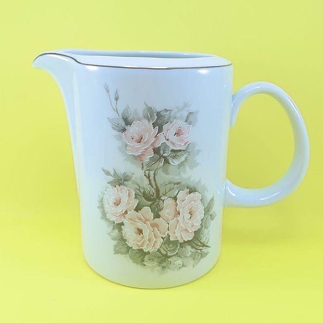 Jogo de chá com pintura de rosas, Porcelana Schmidt déc1980/1993