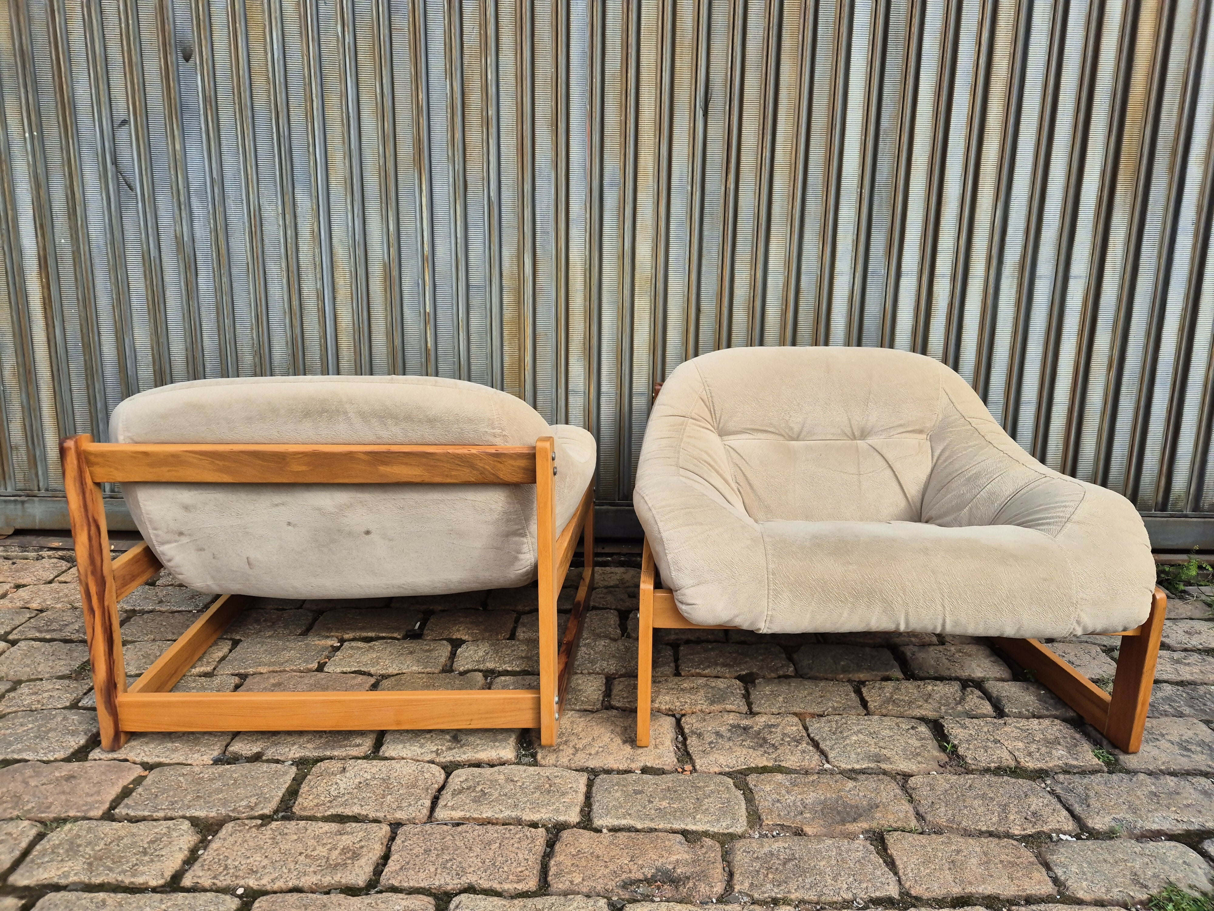 Raro par de poltronas Percival Lafer