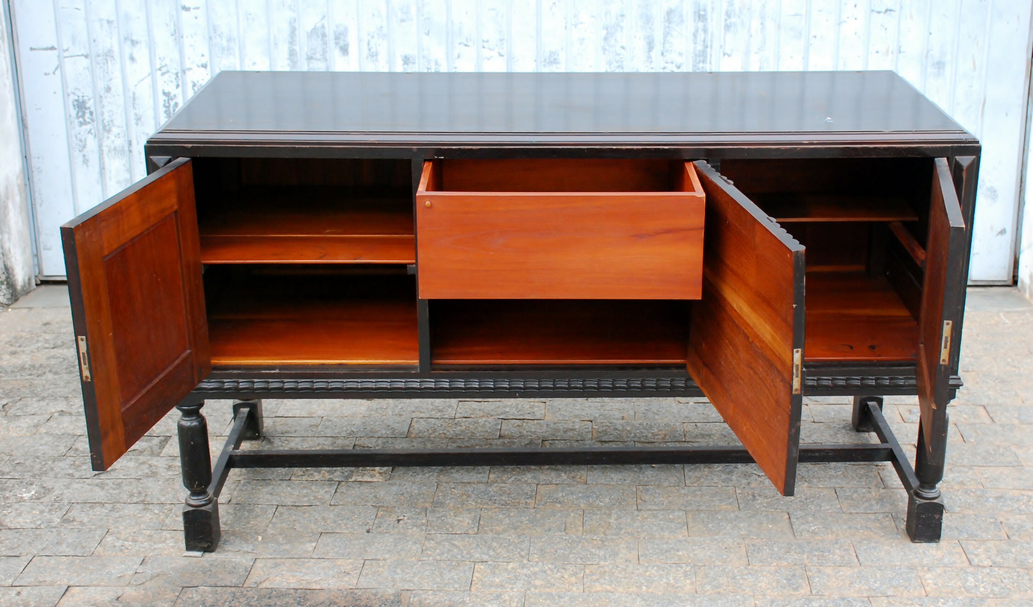 buffet jacaranda manuelino anos 60