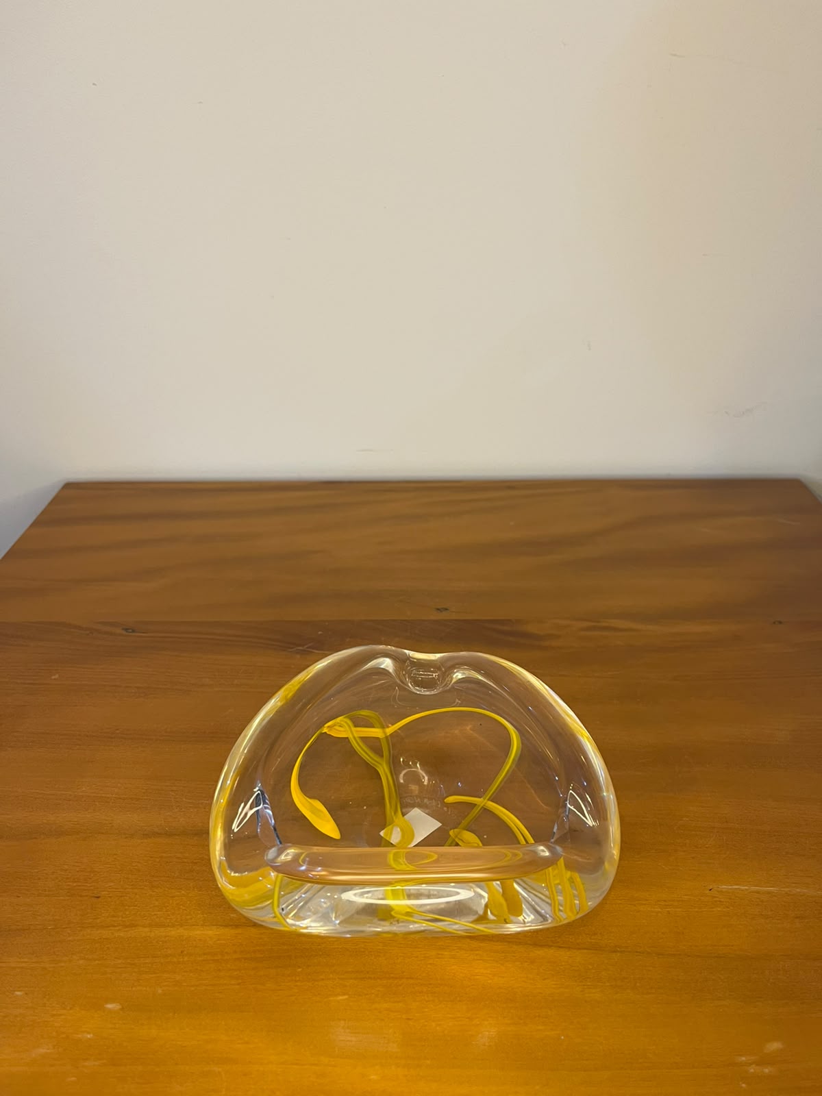Centro de mesa / cinzeiro decorativo em vidro artístico – 15 cm