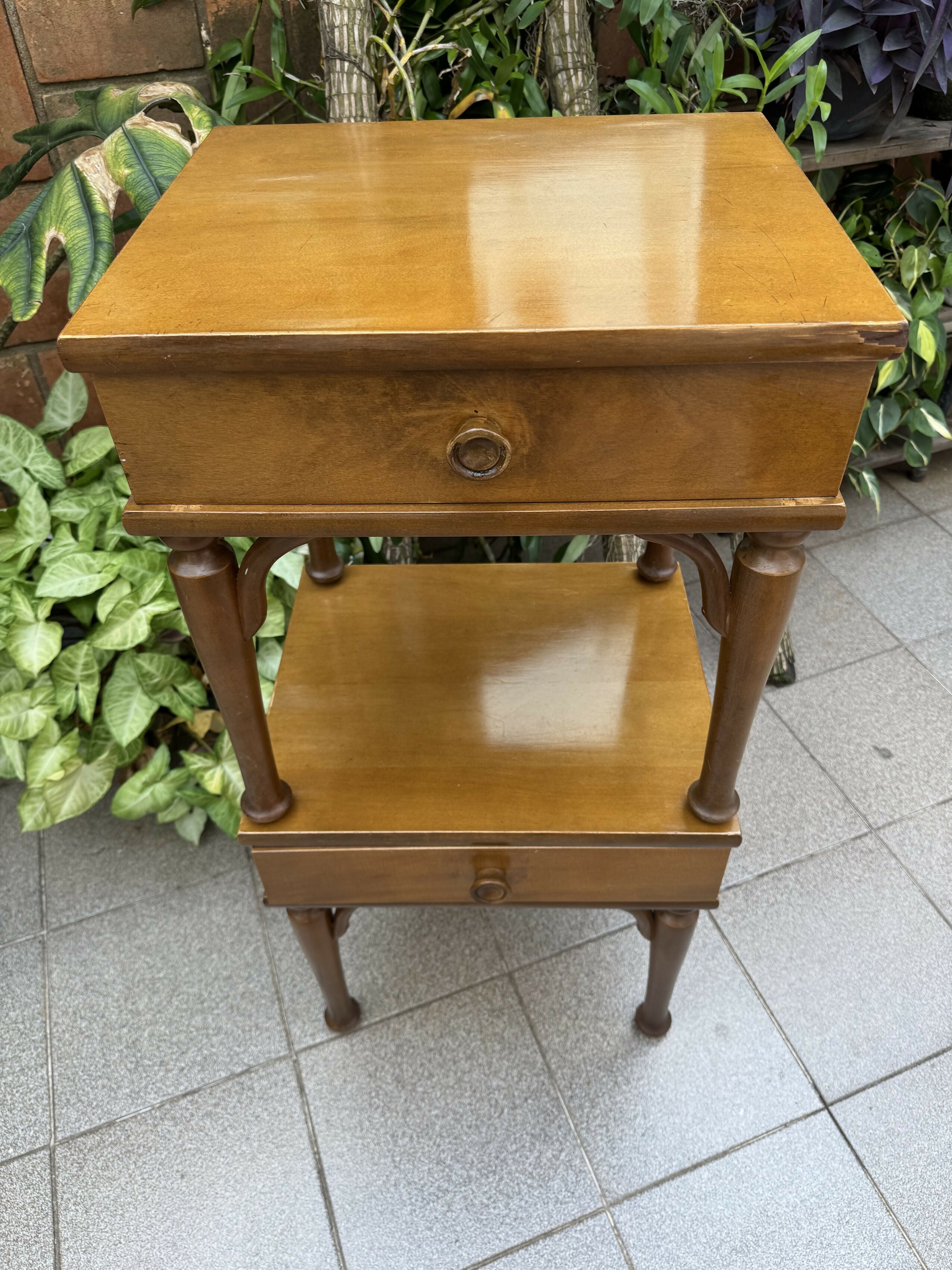 RARIDADE - Mesinhas de Cabeceira Anos 50 Gerdau SELADAS