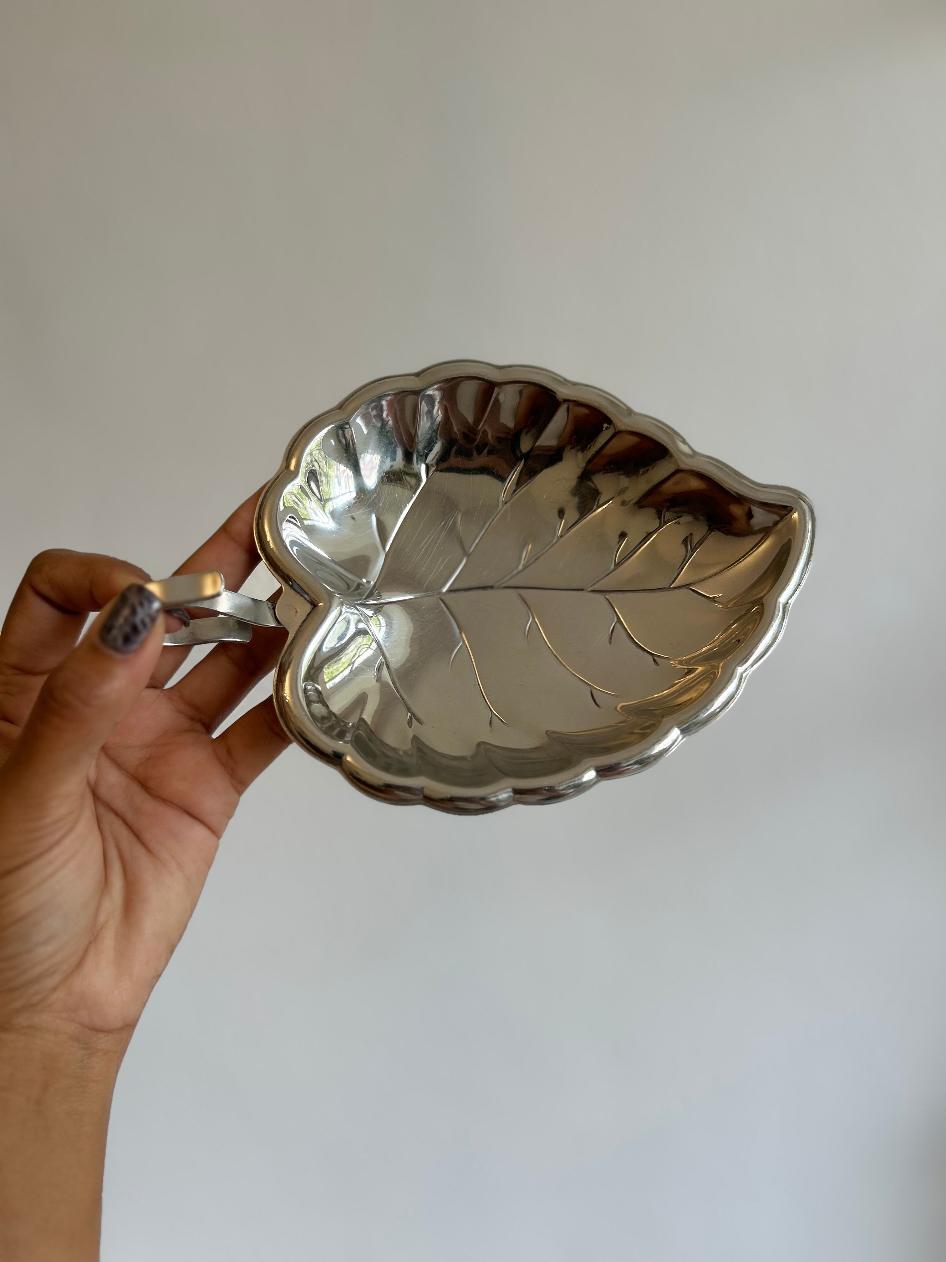 Petisqueira / Vide-Poche Vintage em Inox Meridional 18/8 – Formato Folha