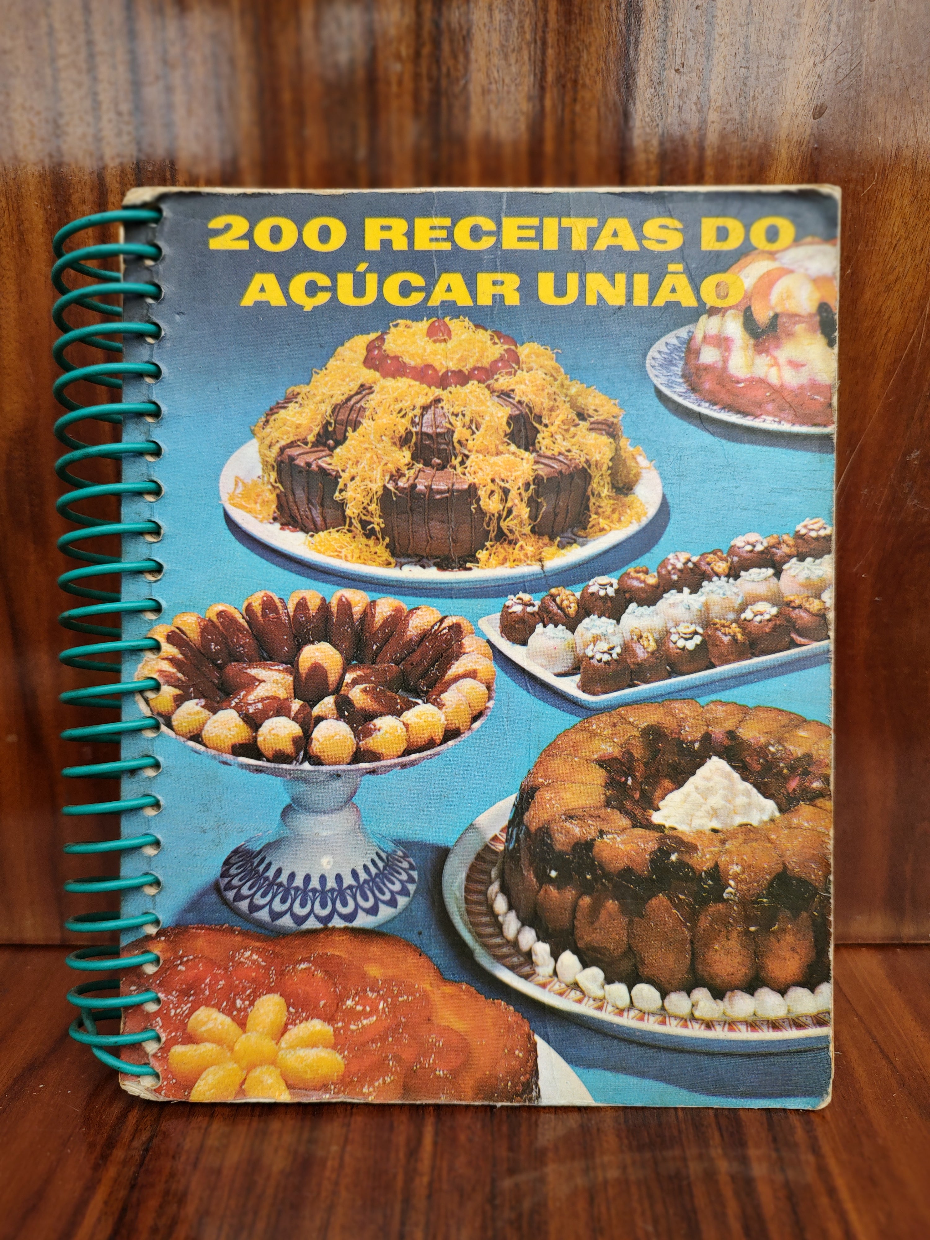 Livro "200 Receitas do Açúcar União" anos 70