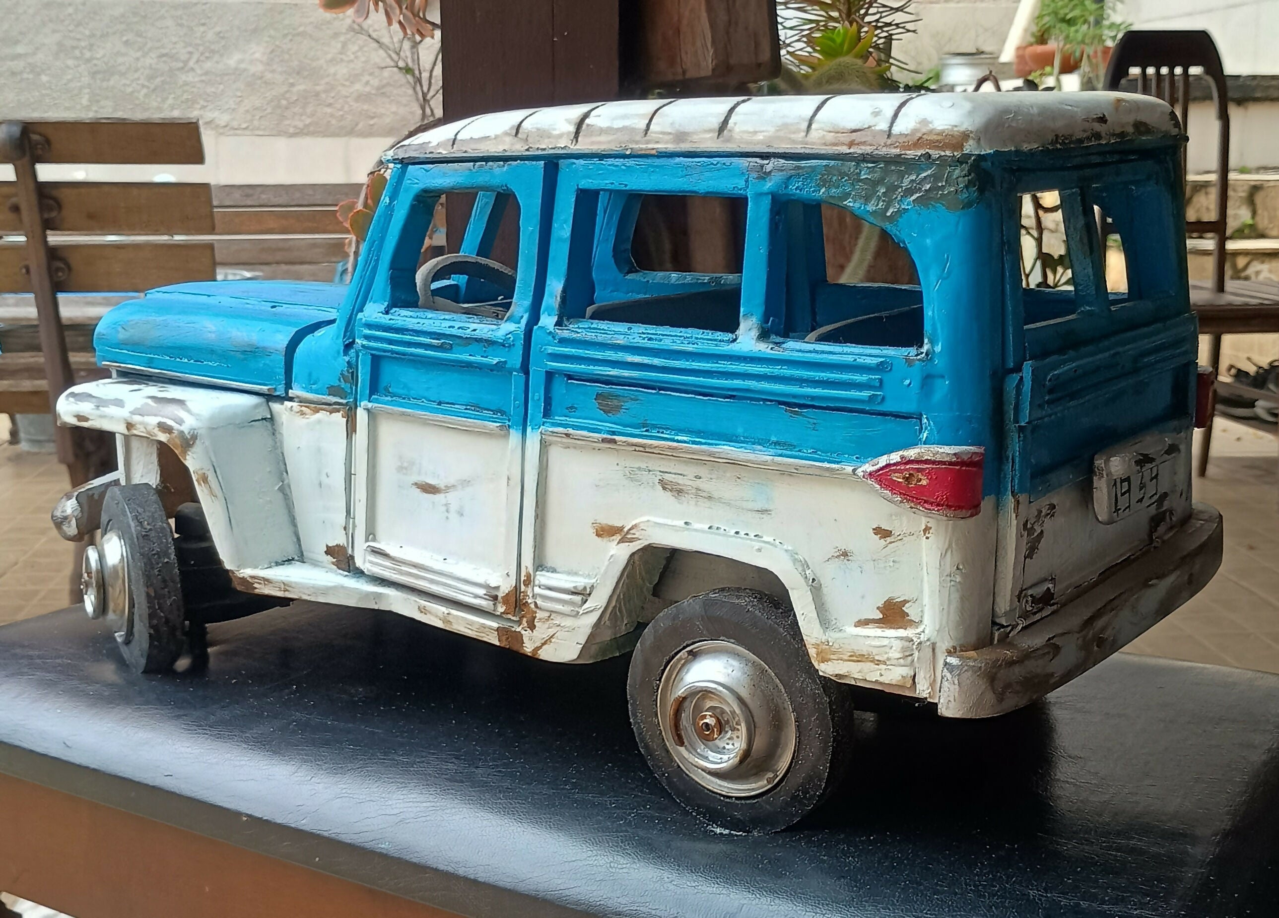 Grande Réplica Rural Willys artesanal