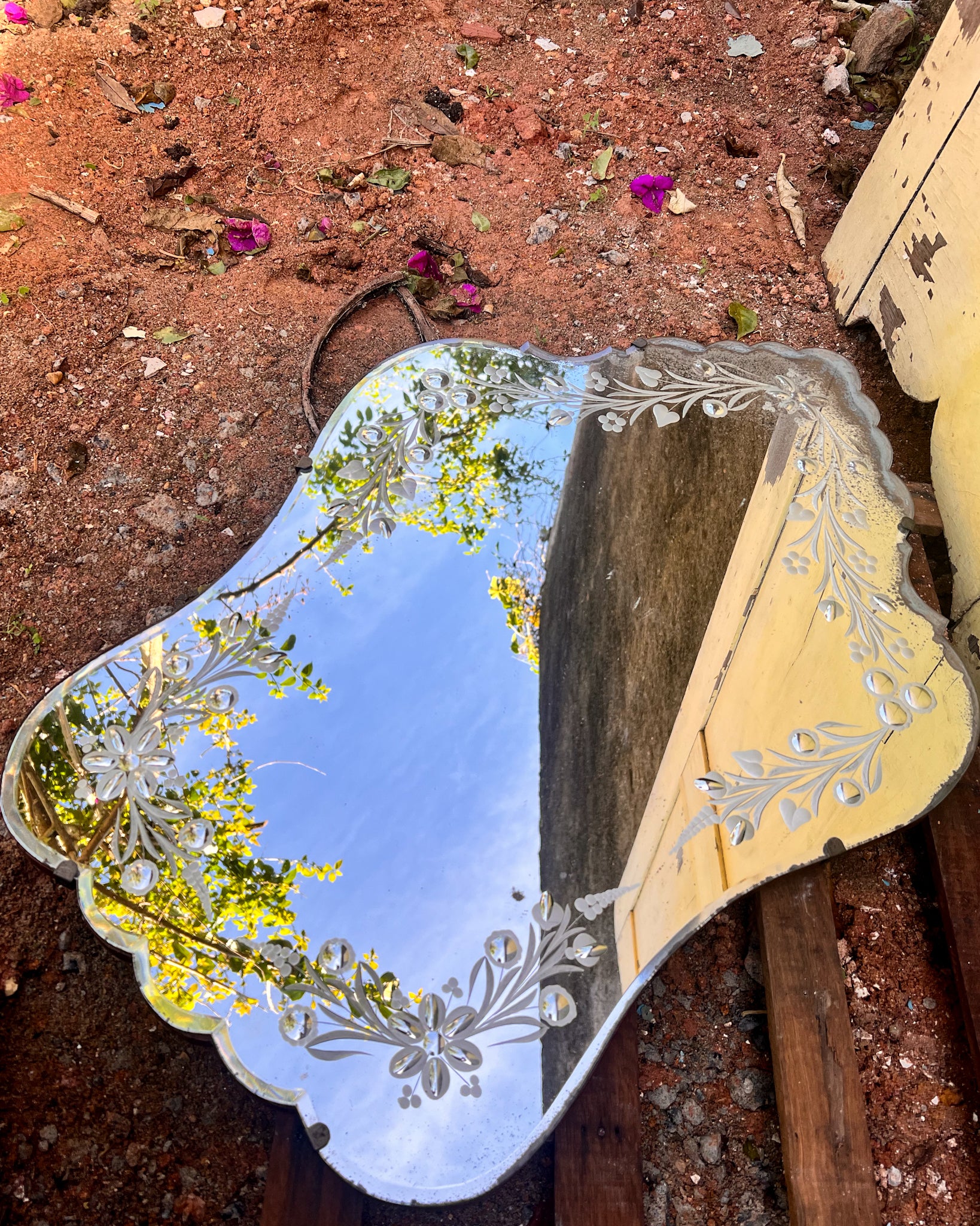Espelho Veneziano em cristal lapidado