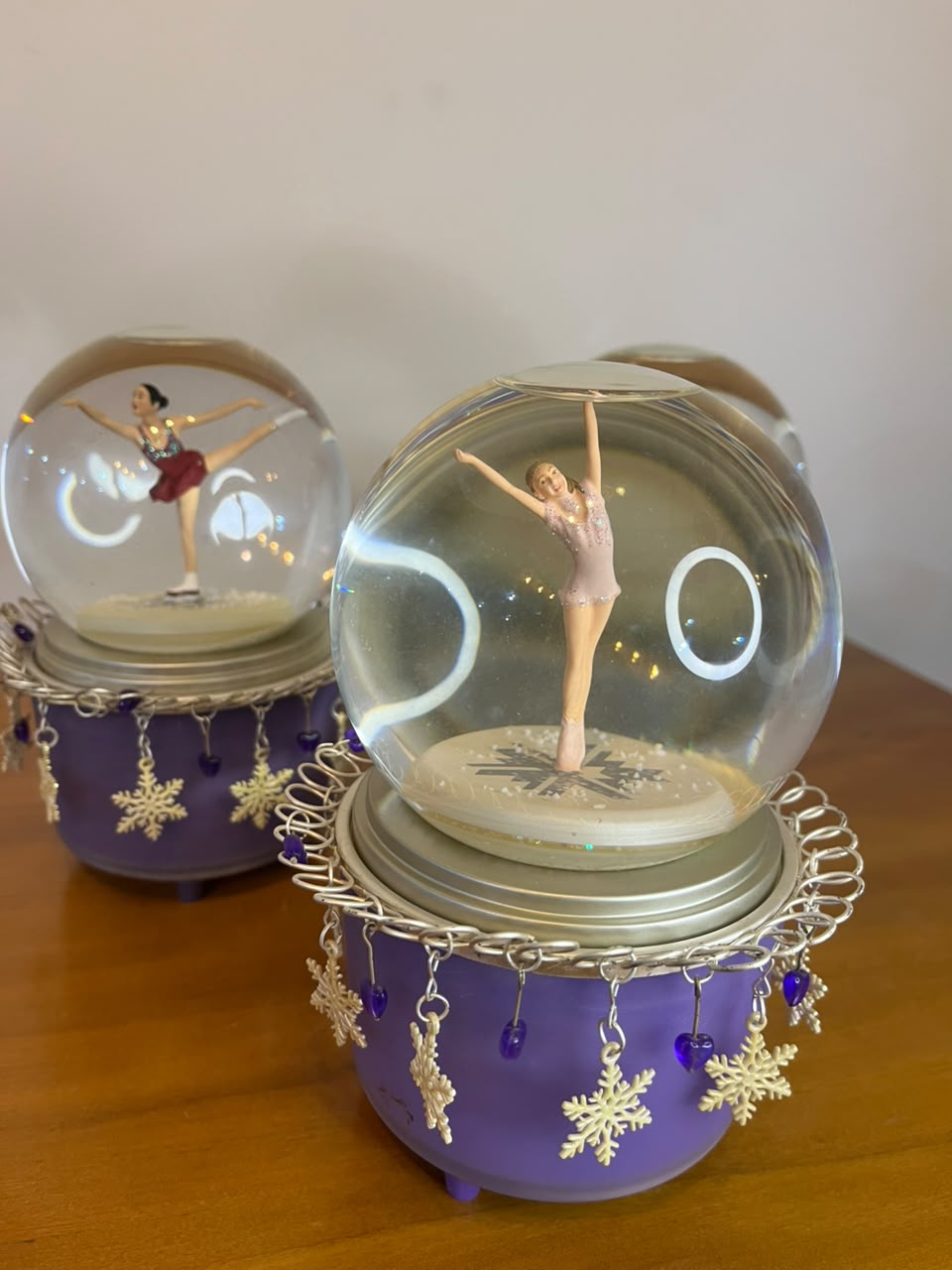 Trio de Caixas de Música Hallmark com Globo de Neve – Patinação Artística | Salt Lake 2002