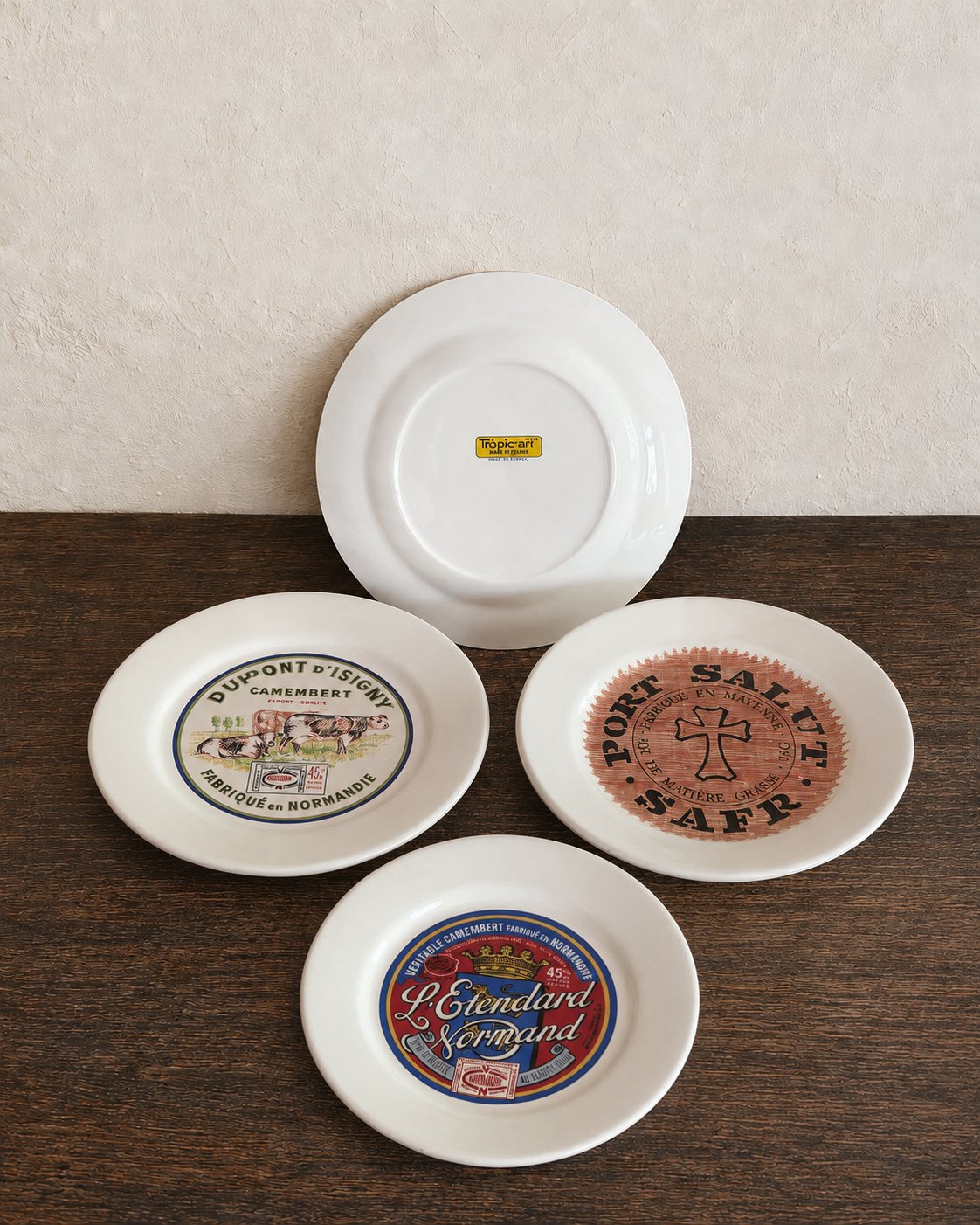Conjunto de 8 pratos Tropic Art com rótulos de queijos franceses (DMCPS_328)