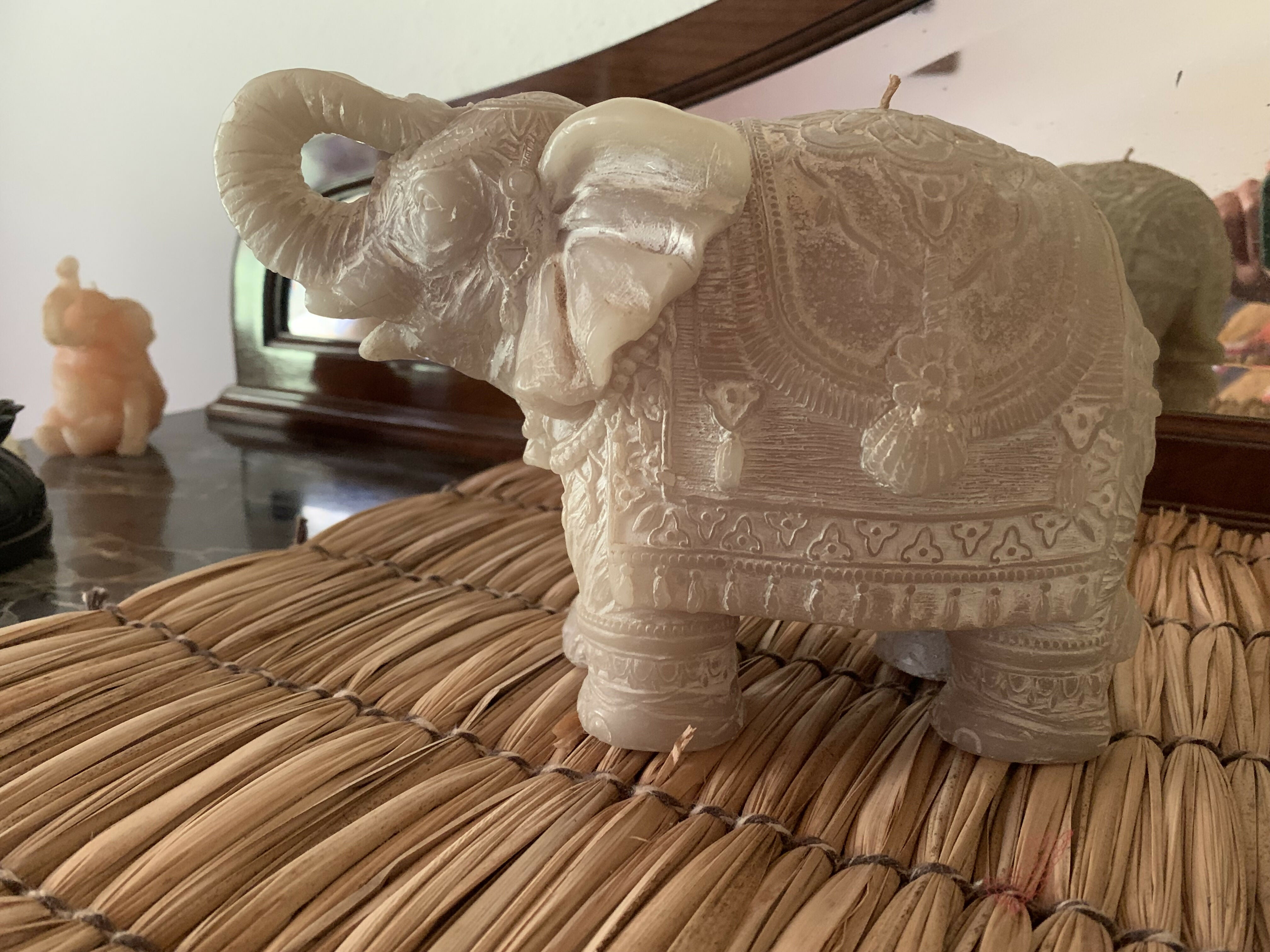 Vela Grande em forma de Elefante