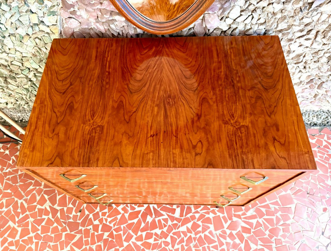 Cômoda em caviúna vintage