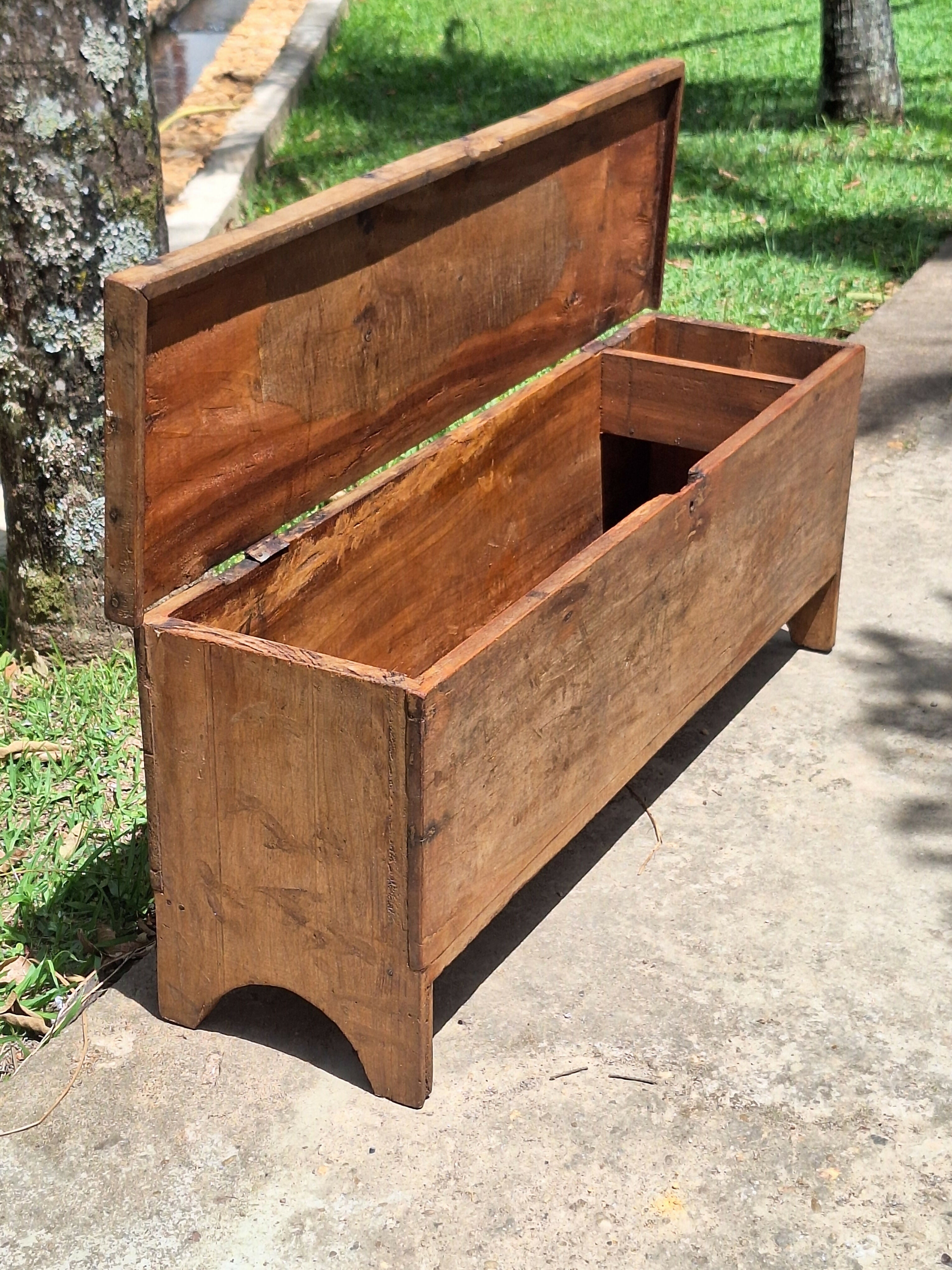 Baú Antigo Madeira Maciça Garimpo Mineiro