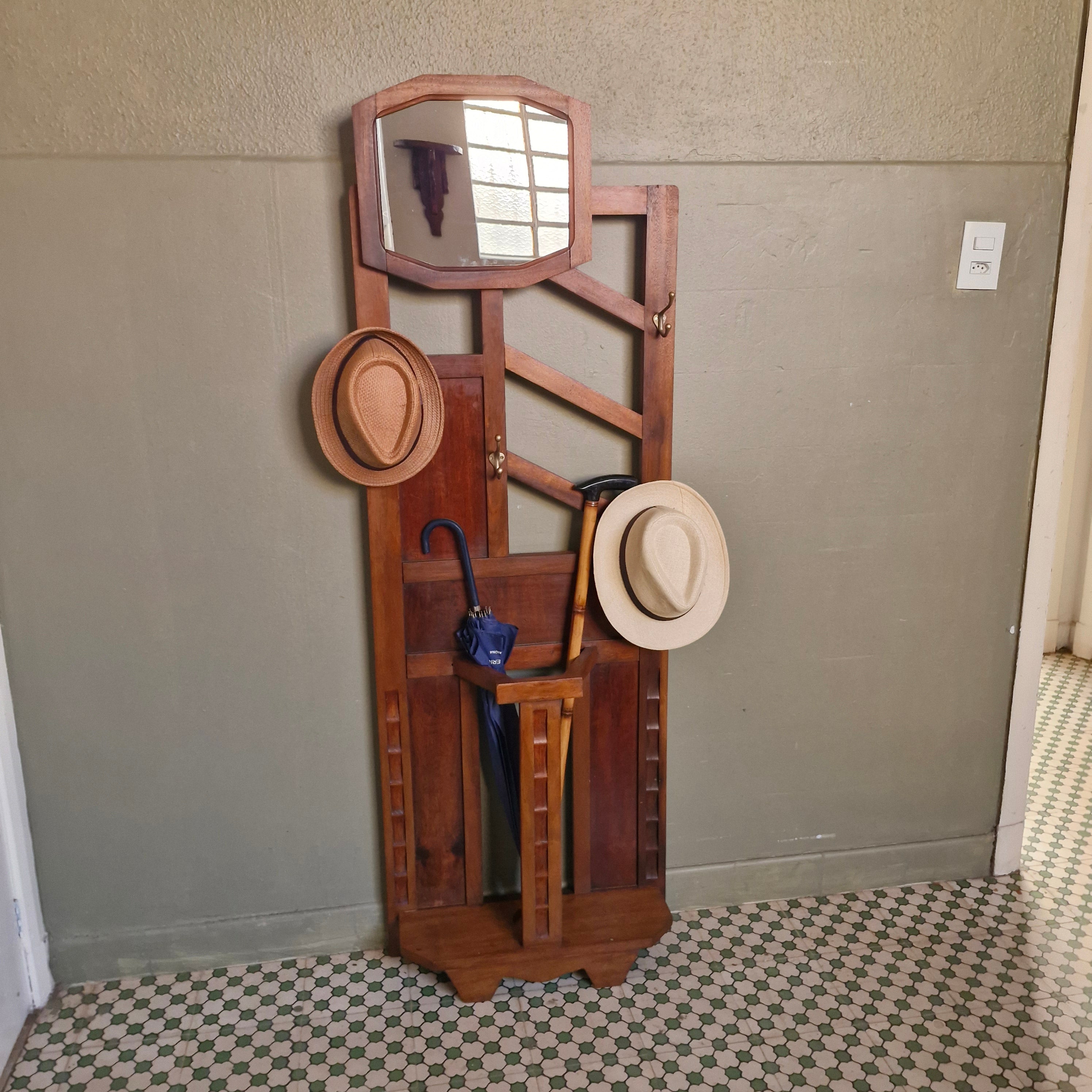 Chapeleira Art Déco - restaurado 