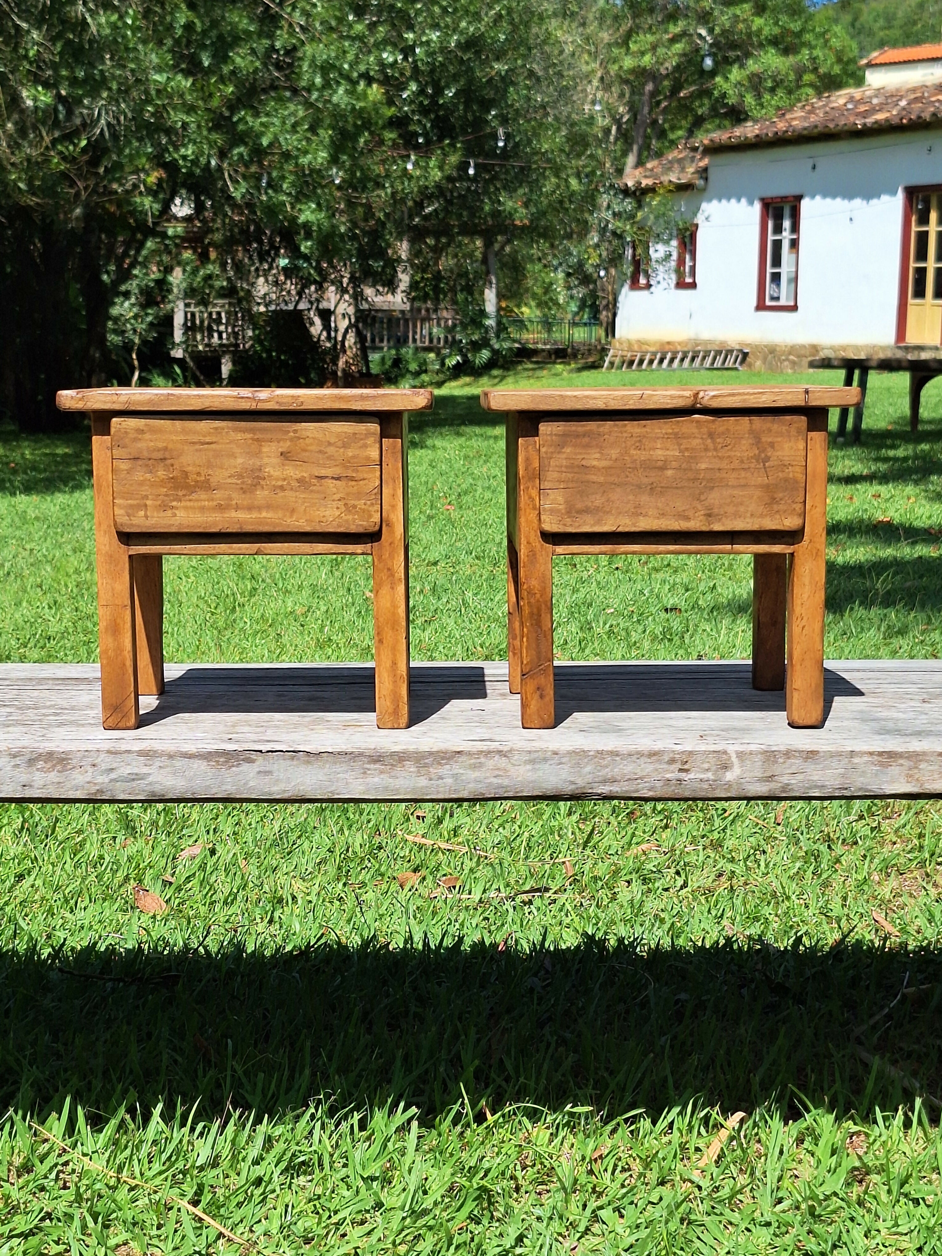 Mesinha/Banquinho Com Gaveta Madeira Maciça Garimpo Mineiro (Valor Unitário)