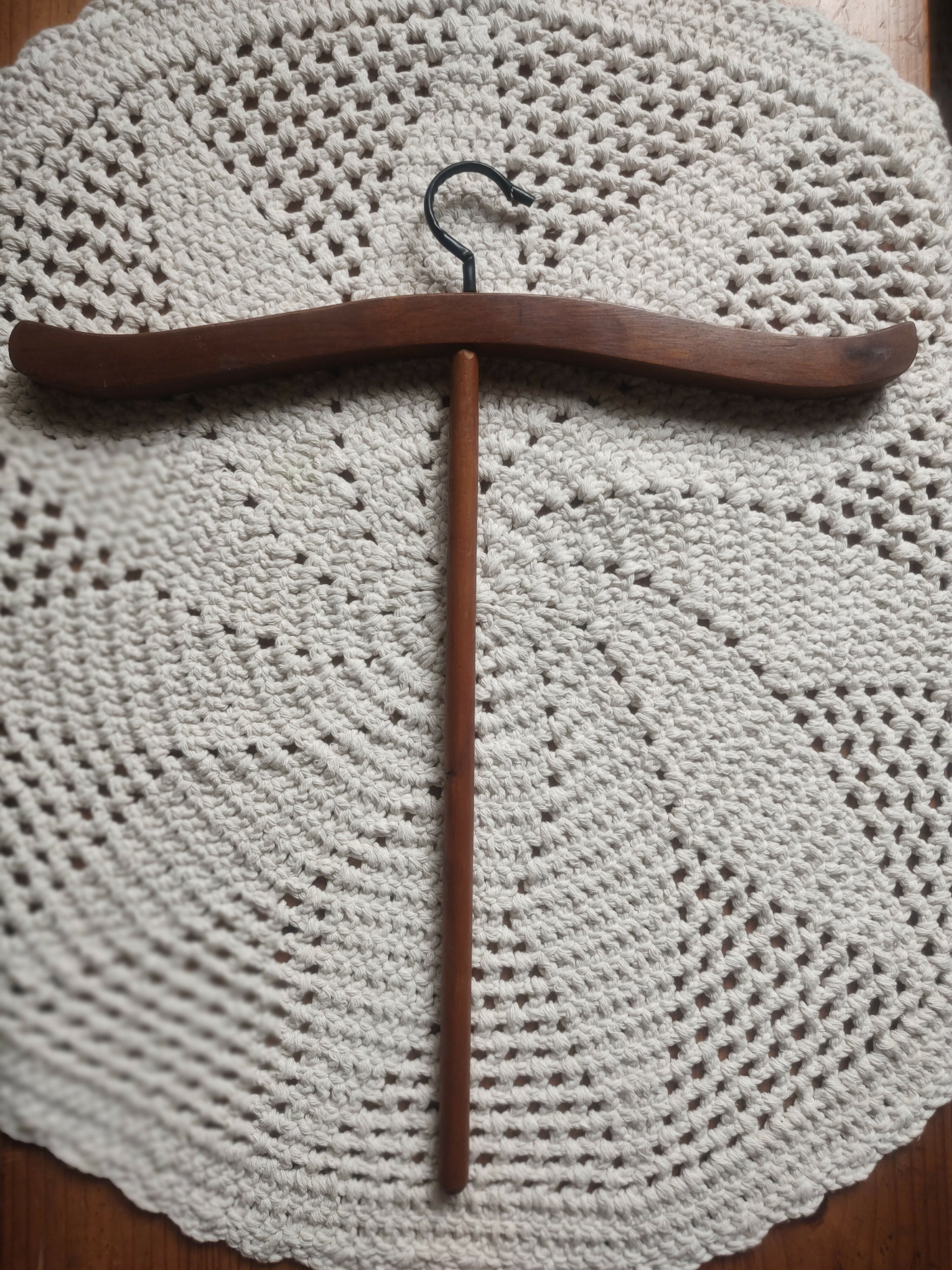 Antigos cabides em Madeira maciça - anos 40/50 (valor unitário)