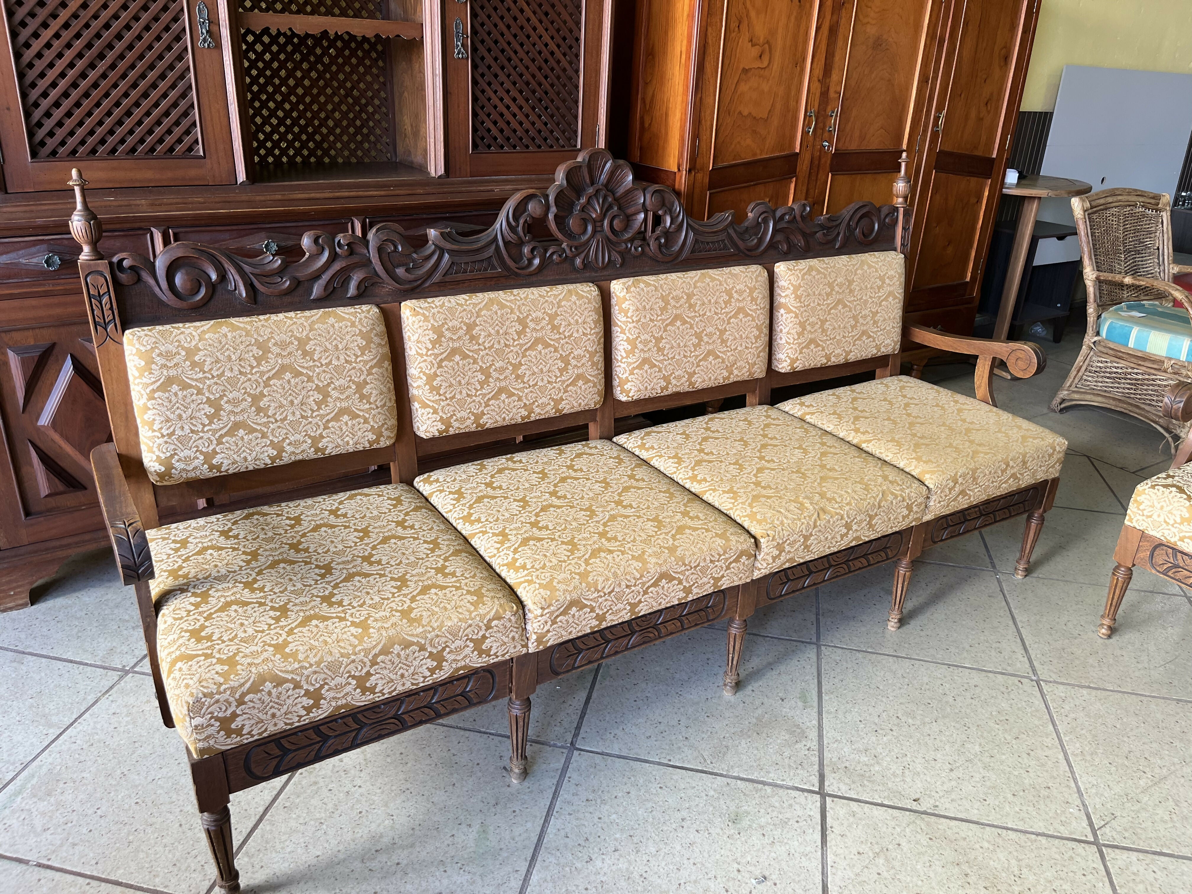 Belíssimo conjunto de sofá de época Luís XVI