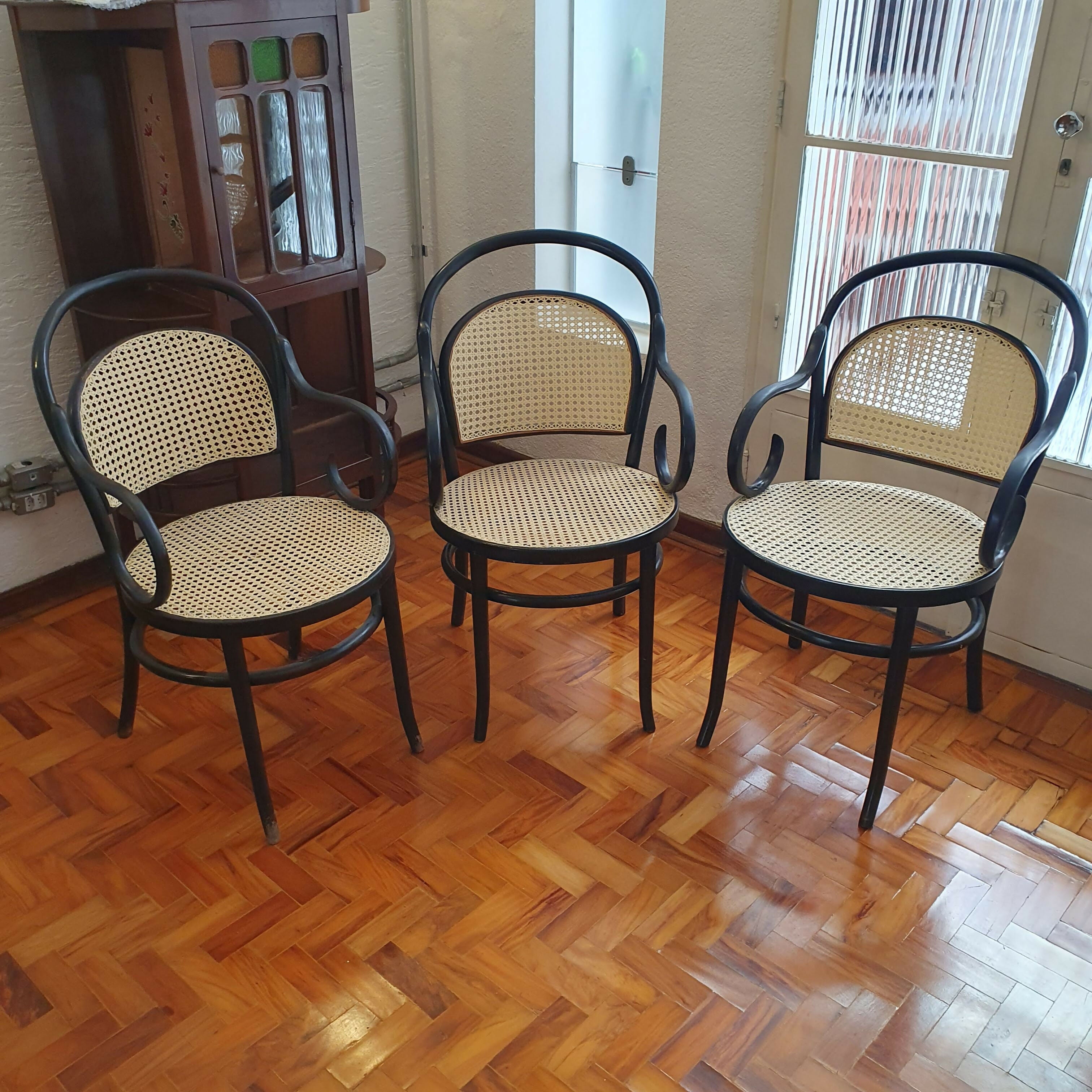 TRIO DE CADEIRAS THONET (valor unitário)
