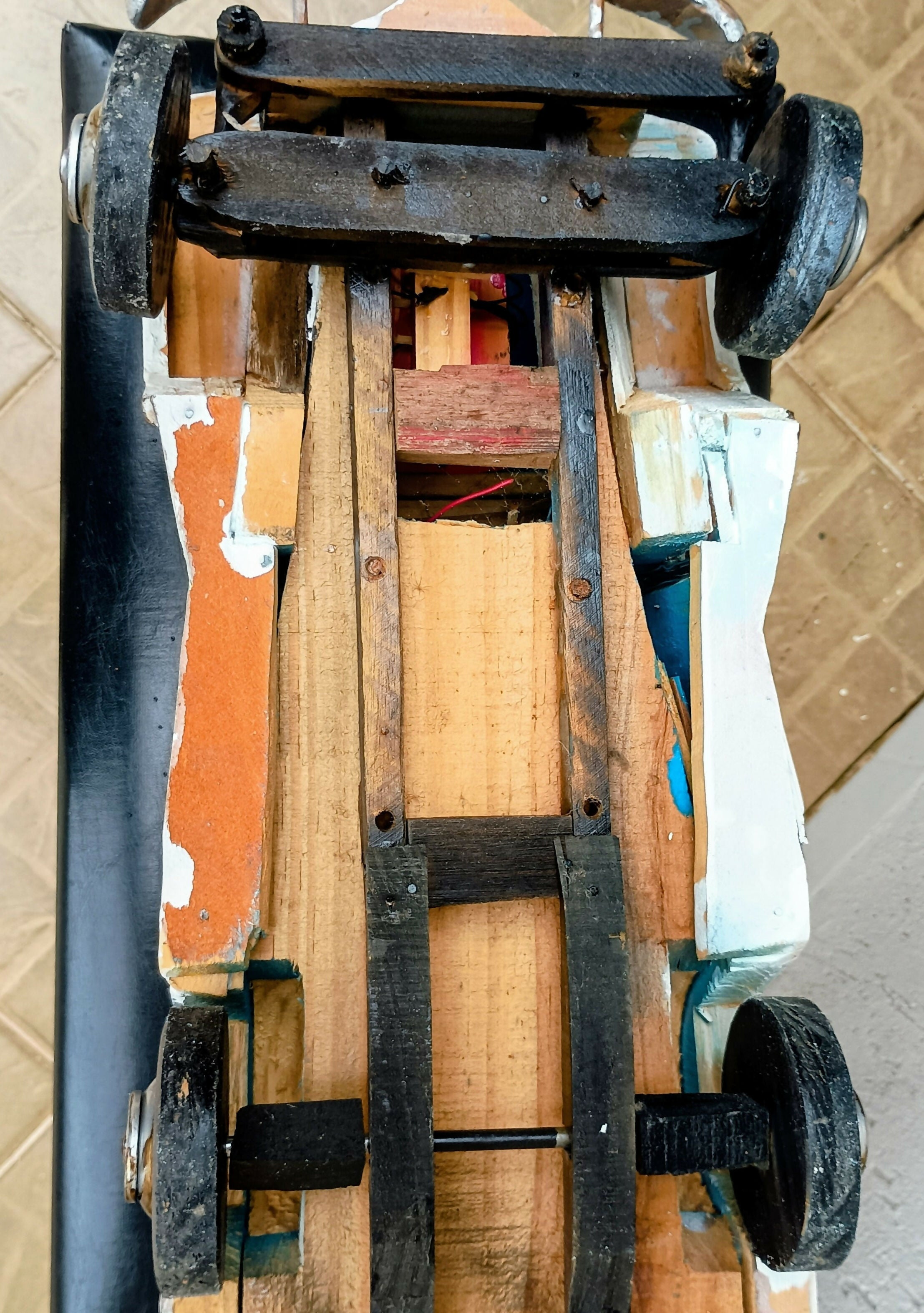 Grande Réplica Rural Willys artesanal