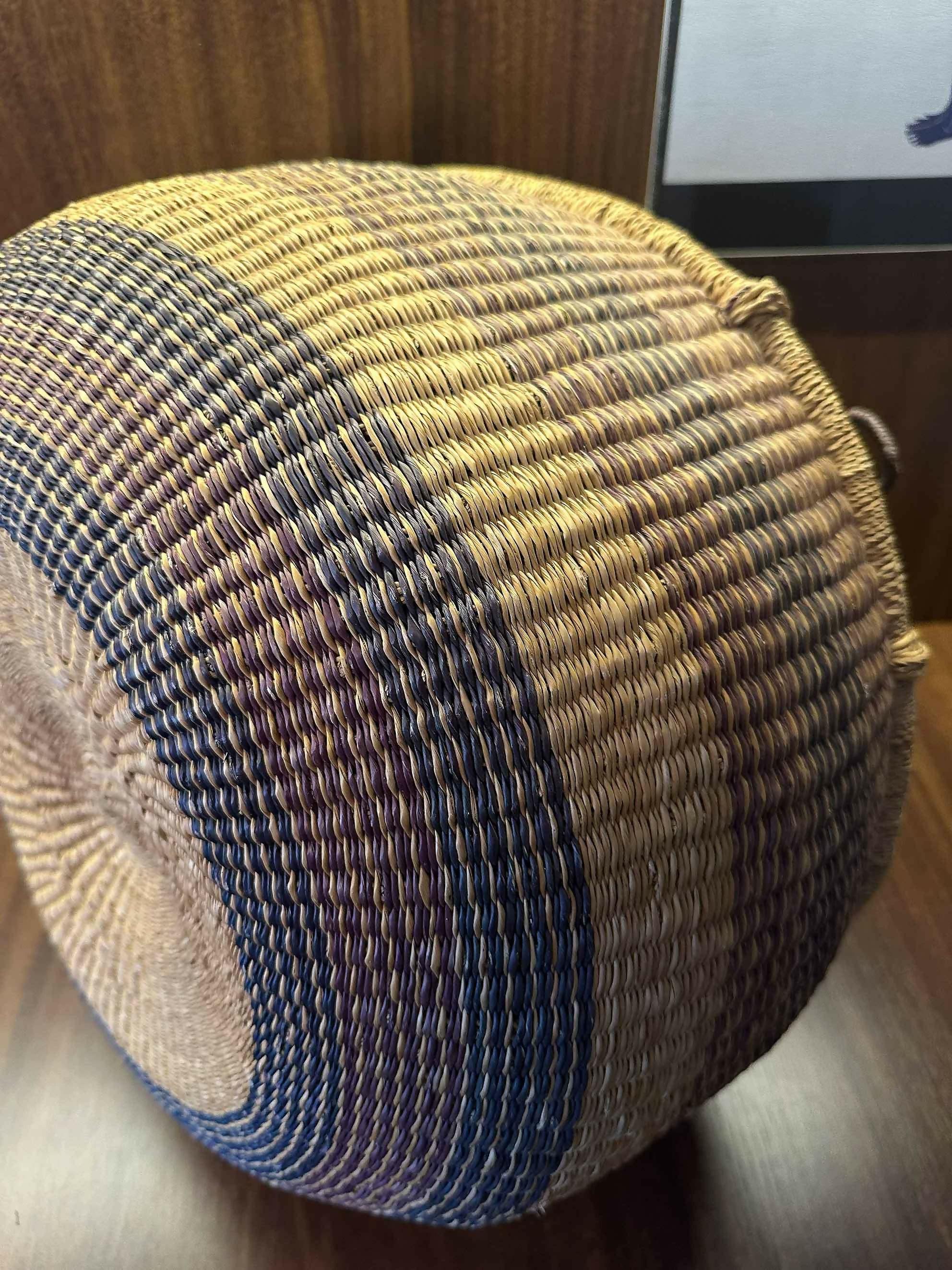 Cesto Balinês em Rattan com alça