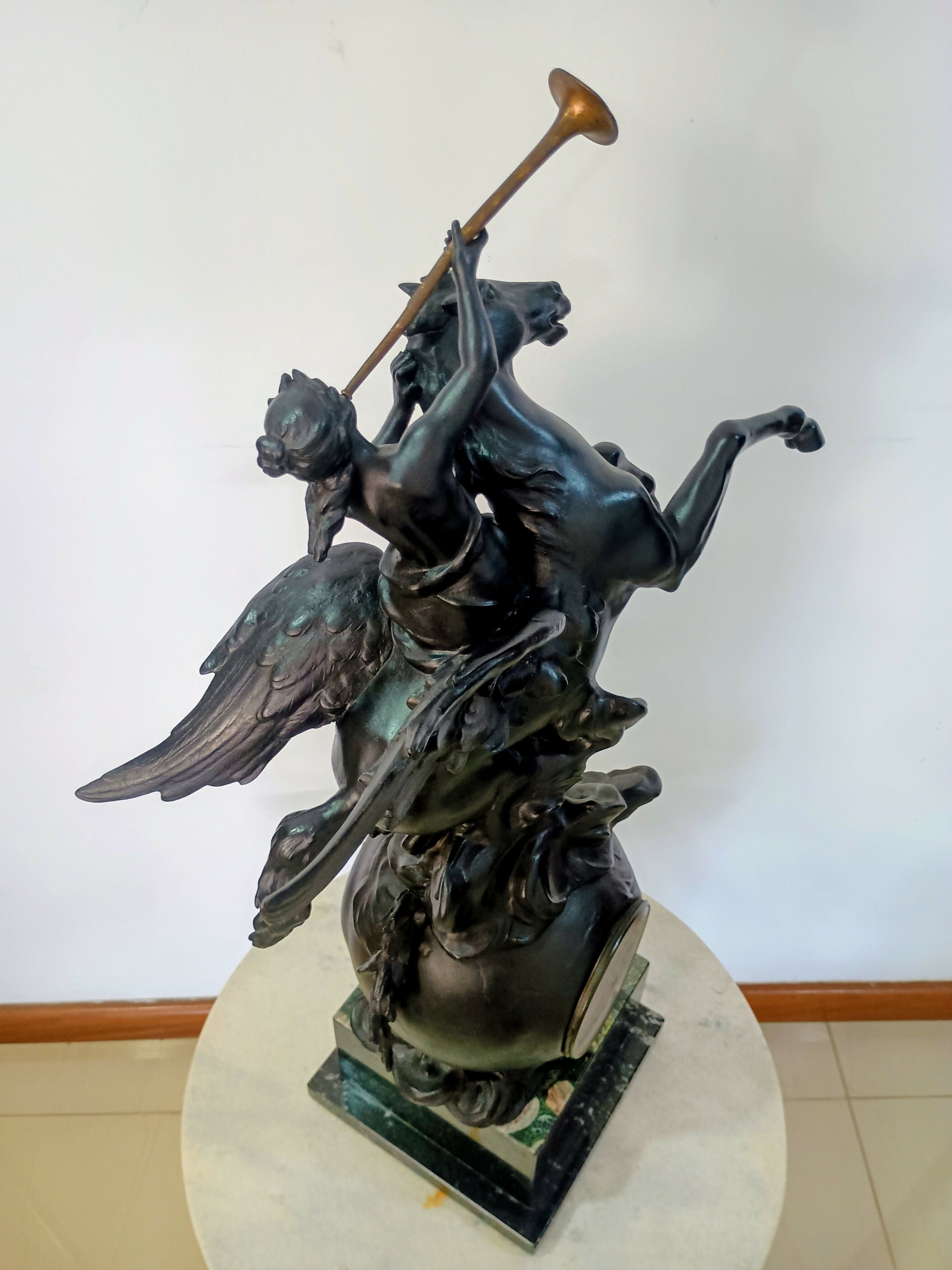 RELÓGIO ESCULTÓRICO FRANCÊS séc XIX - 76 cm