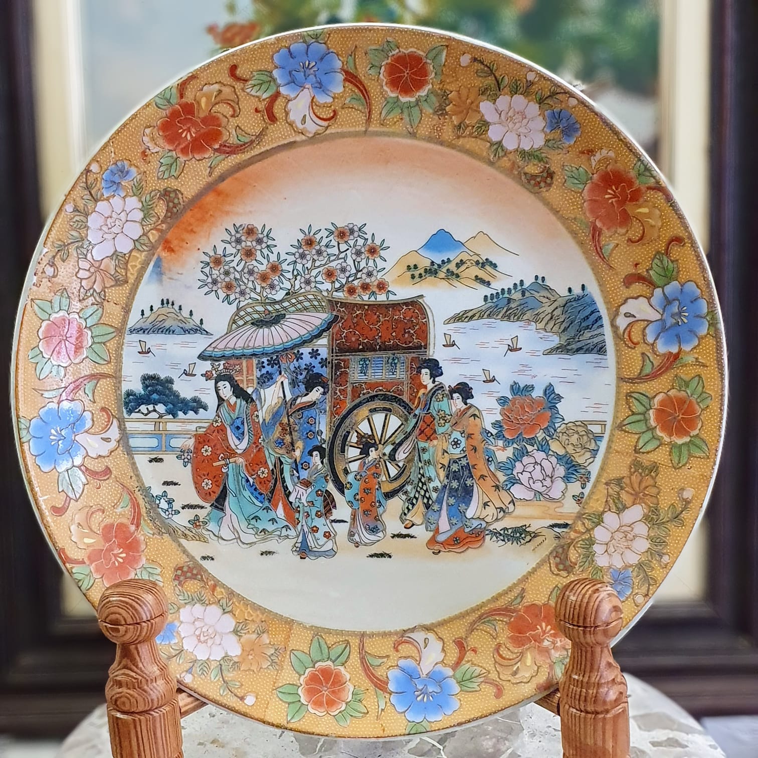 Prato medalhão em porcelana japonesa vintage Satsuma em pasta de porcelana dura.  Maravilhoso e grande! D 30cm