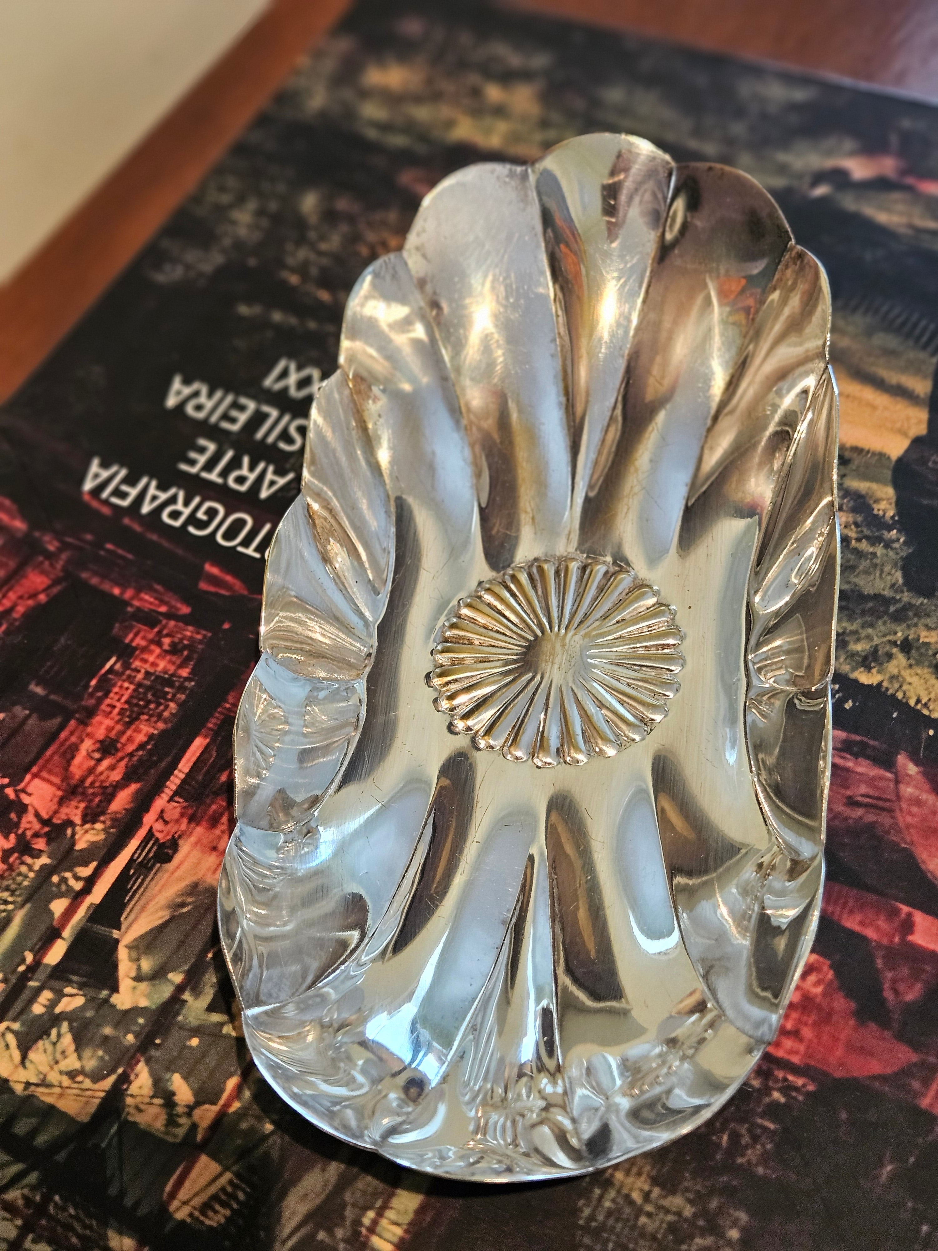 Petisqueira em Prata Anos 60/70 Detalhe Flor e Gomos
