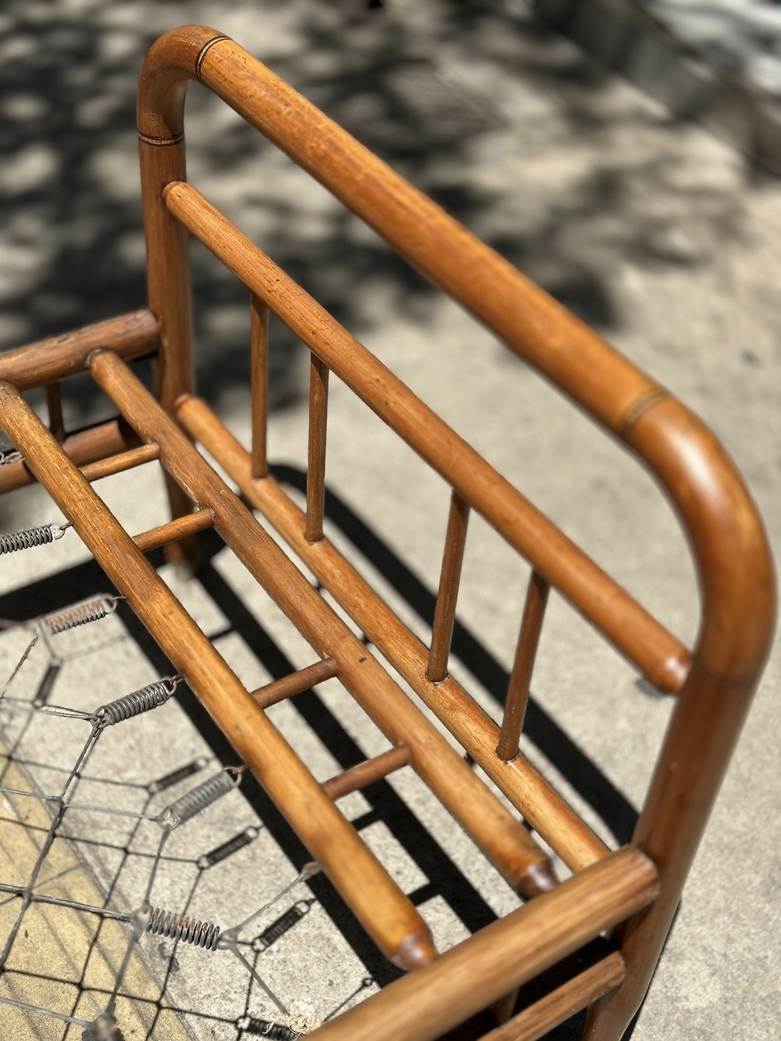 Cama de Solteiro Patente