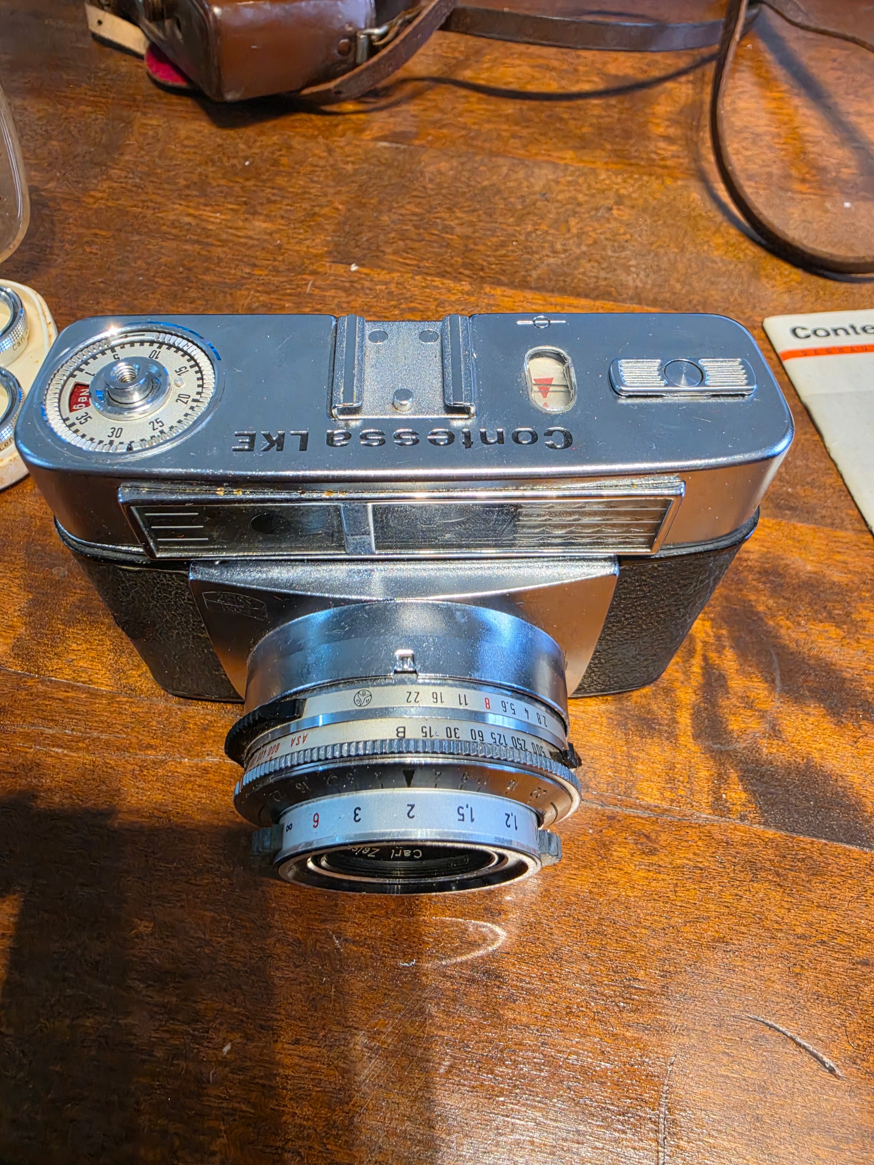 Câmera fotográfica, década de 50, Contenssa LKE - Zeiss Icon