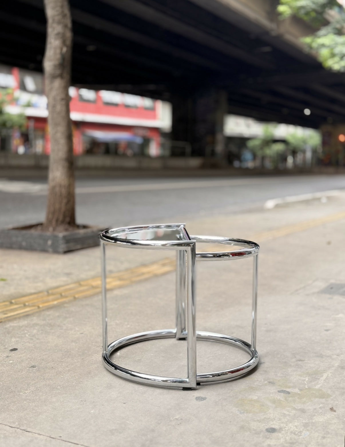 Par de mesinhas em aço inox, anos 70