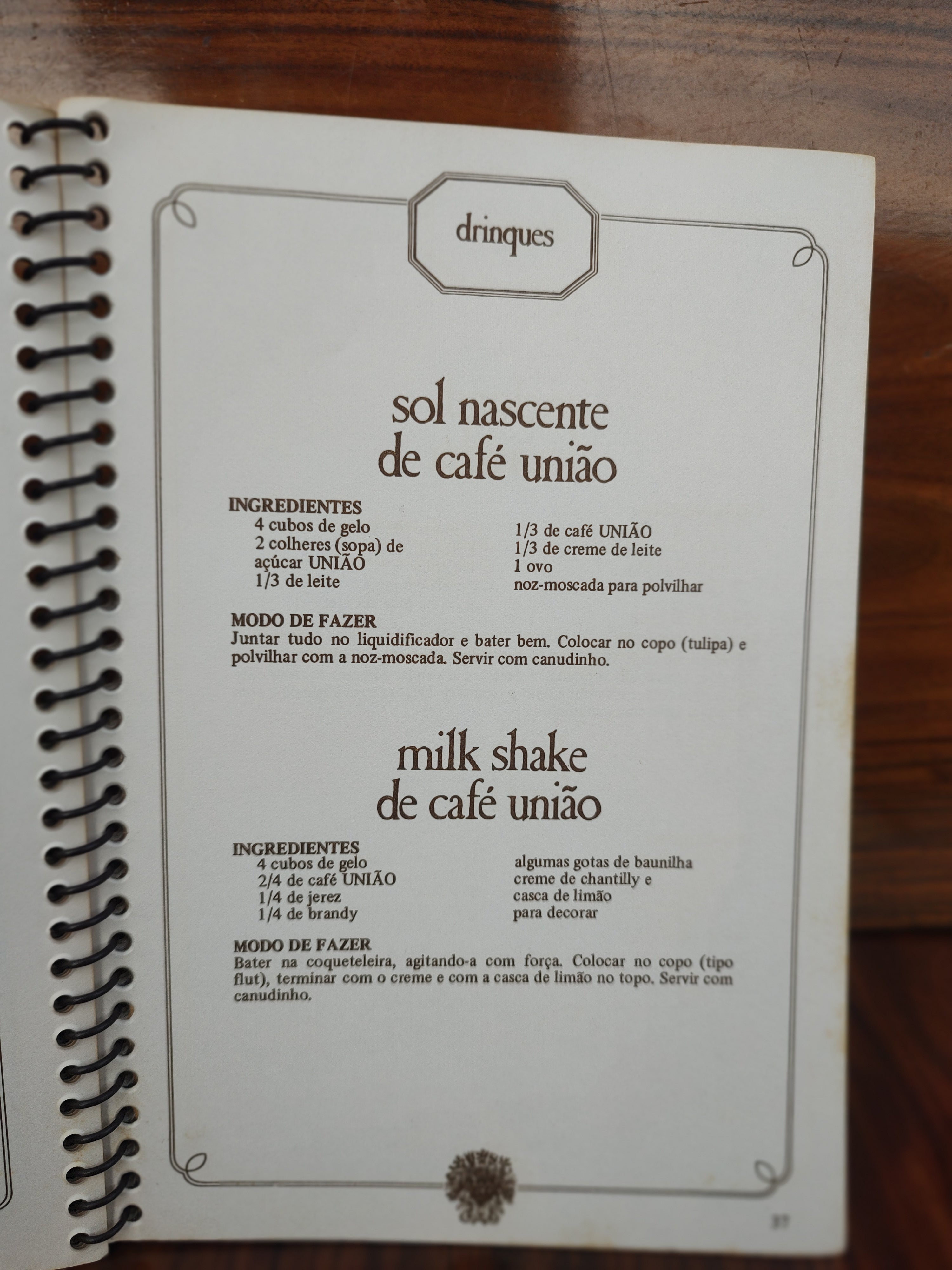 Livro Temático "Café - o sabor e o prazer" publicado pela União 1982