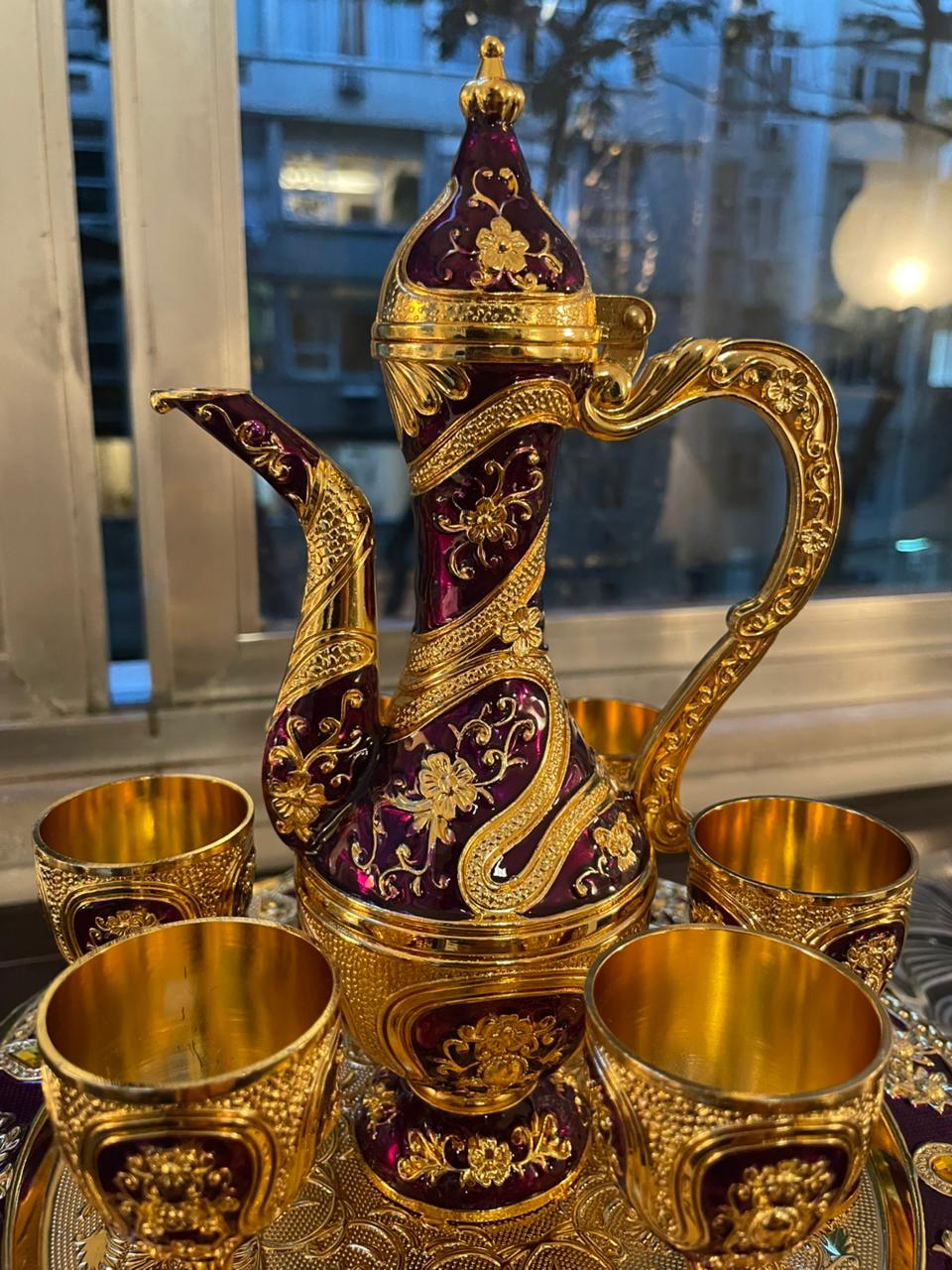 Conjunto para café turco em metal dourado