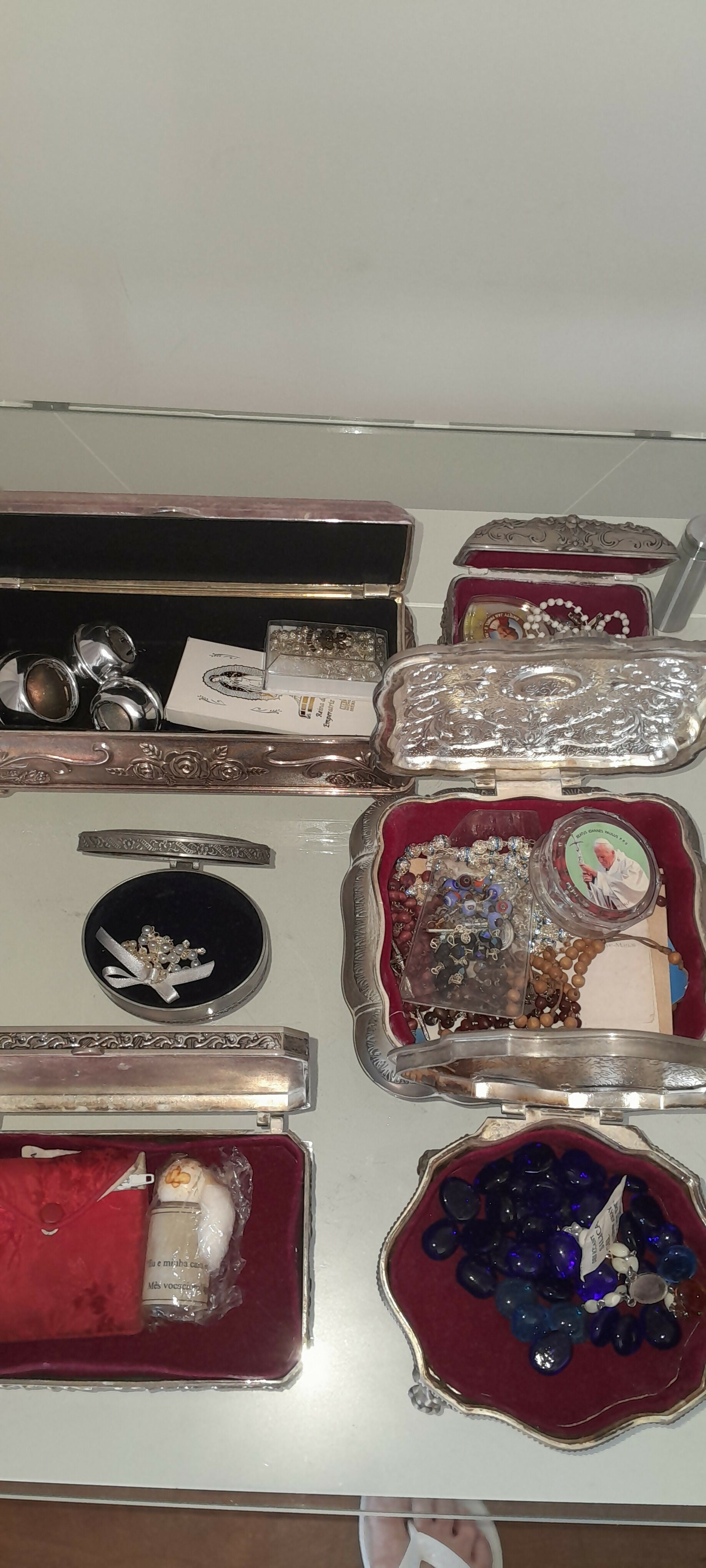 Lote com 6 Caixas de prata forradas em camurça