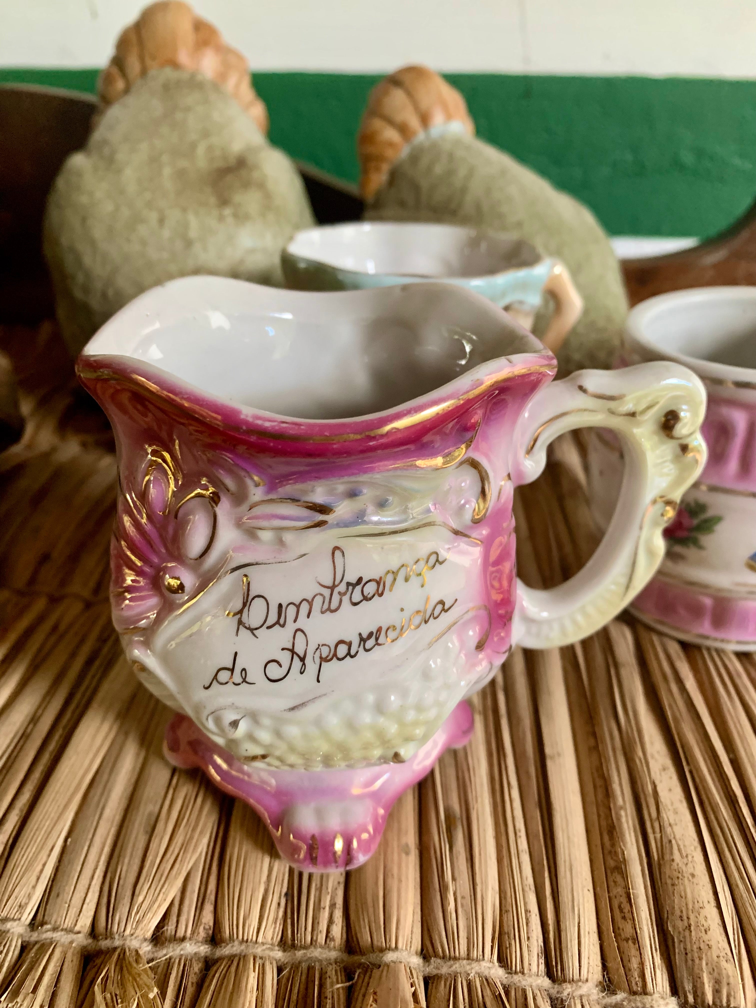 Canecas antigas em porcelana Nossa Senhora Aparecida (valor unitário) 