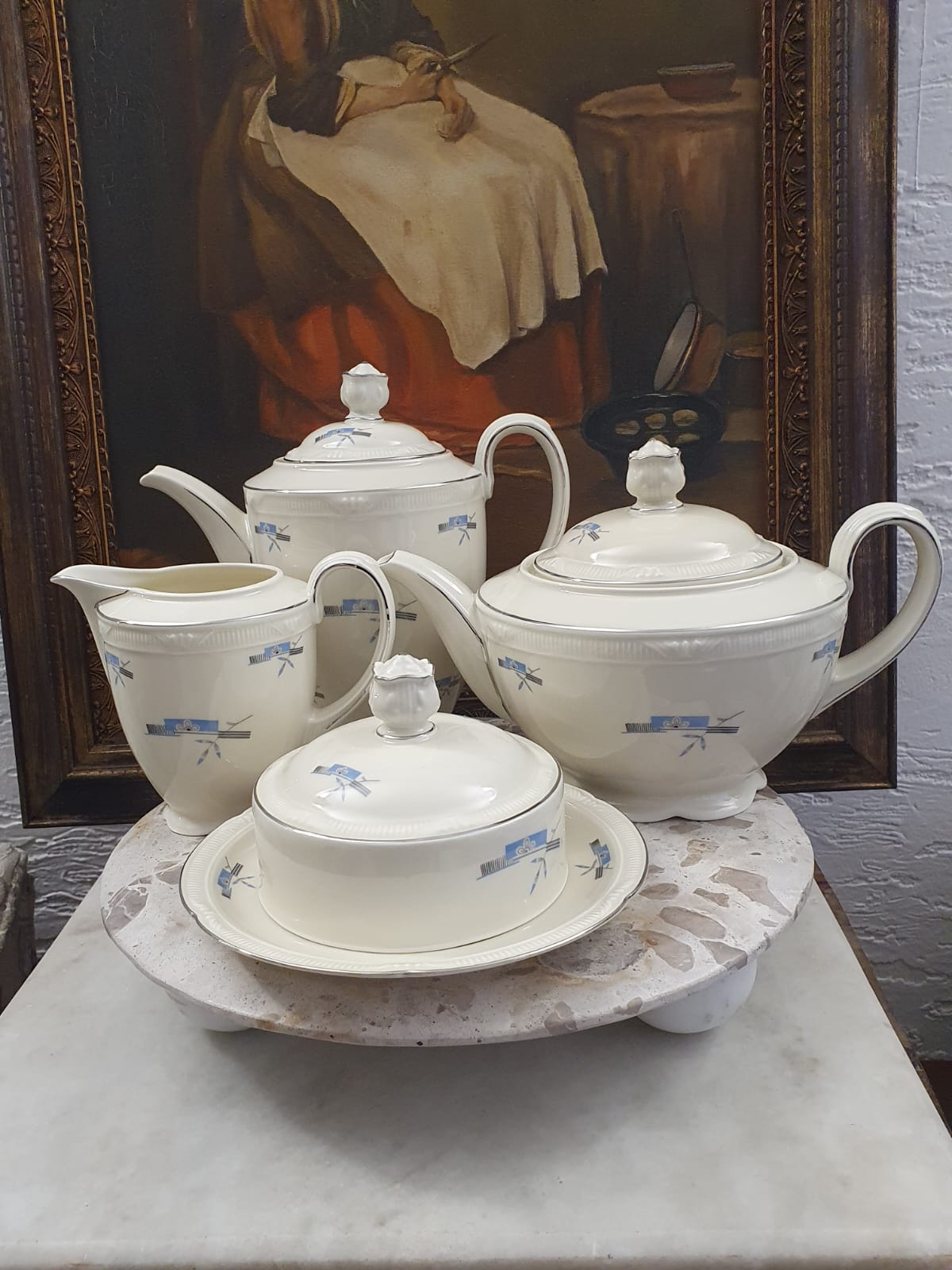 Conjunto de serviço para chá e café 4 peças  peças em porcelana antiga alemã Zeh Scherzer, edição comemorativa dos 50 anos da manufatura (1930) - 50o Jahre. Estilo Art Decó, altíssima qualidade,  tanto que está como novo 100 anos depois.