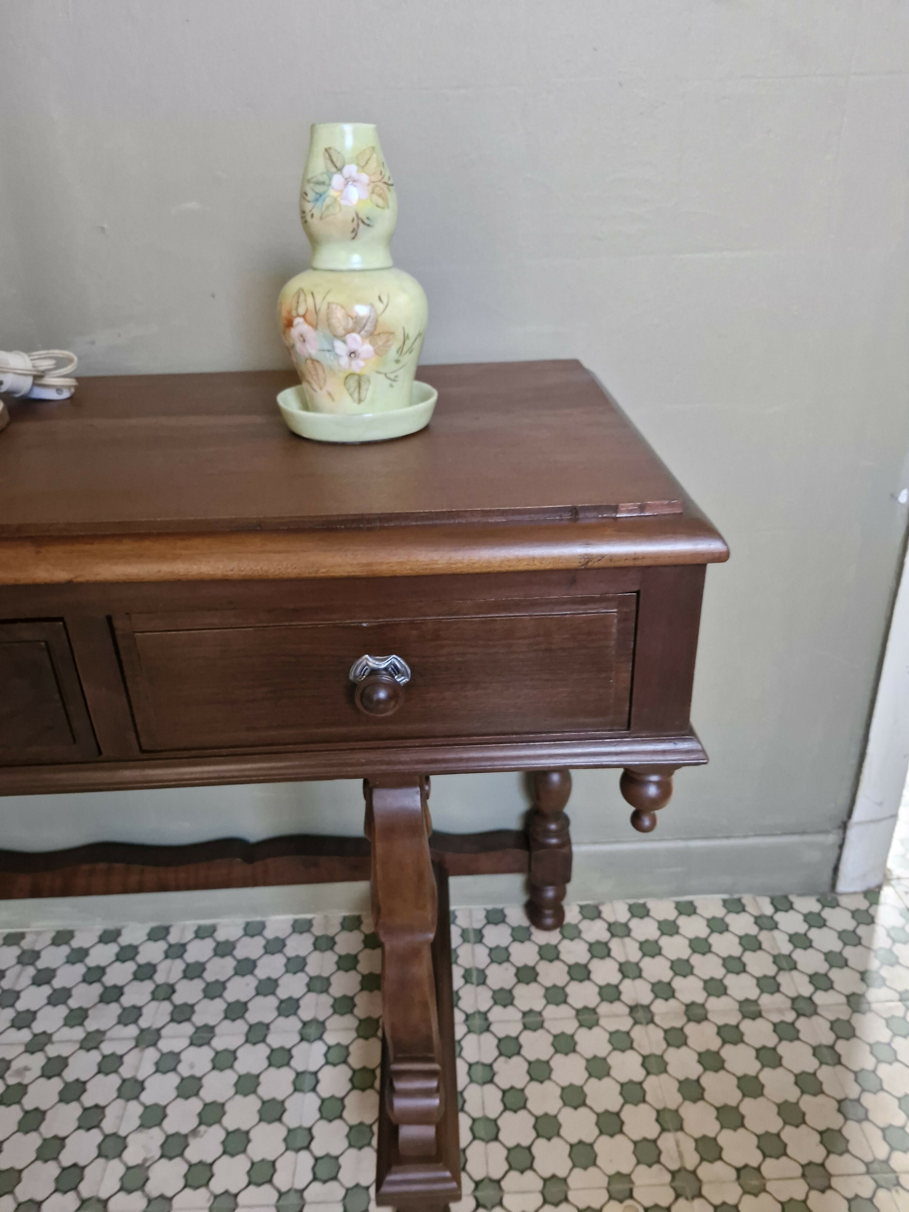 Aparador estilo Colonial