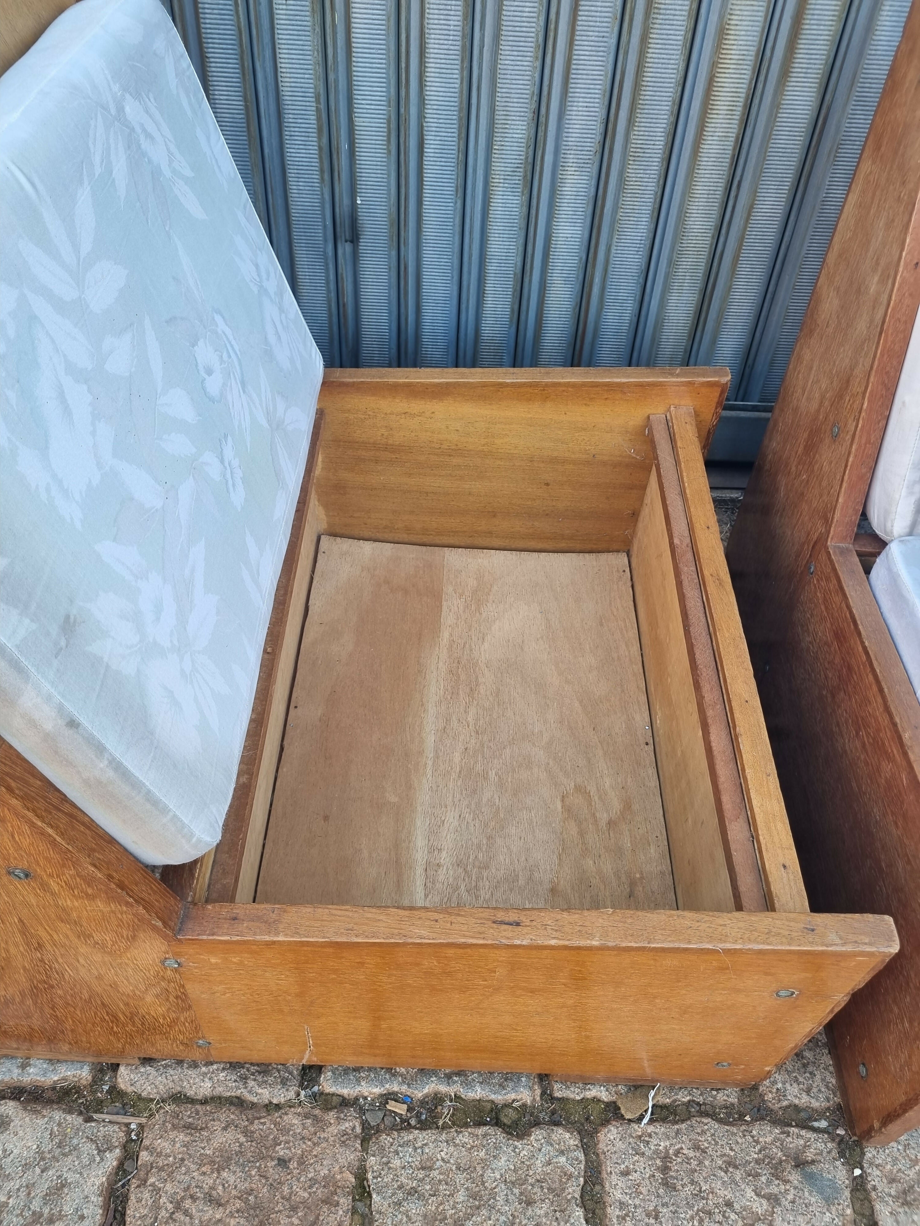 Poltronas baú anos 70 Vintage