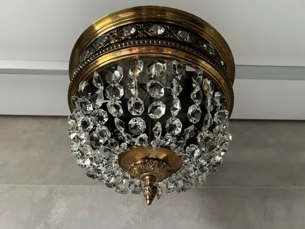 Antigo lustre de Bronze e Cristais