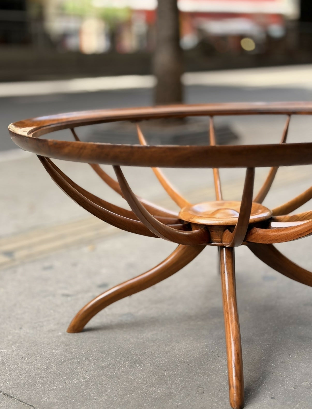 Mesa de centro “Aranha”, Giuseppe Scapinelli