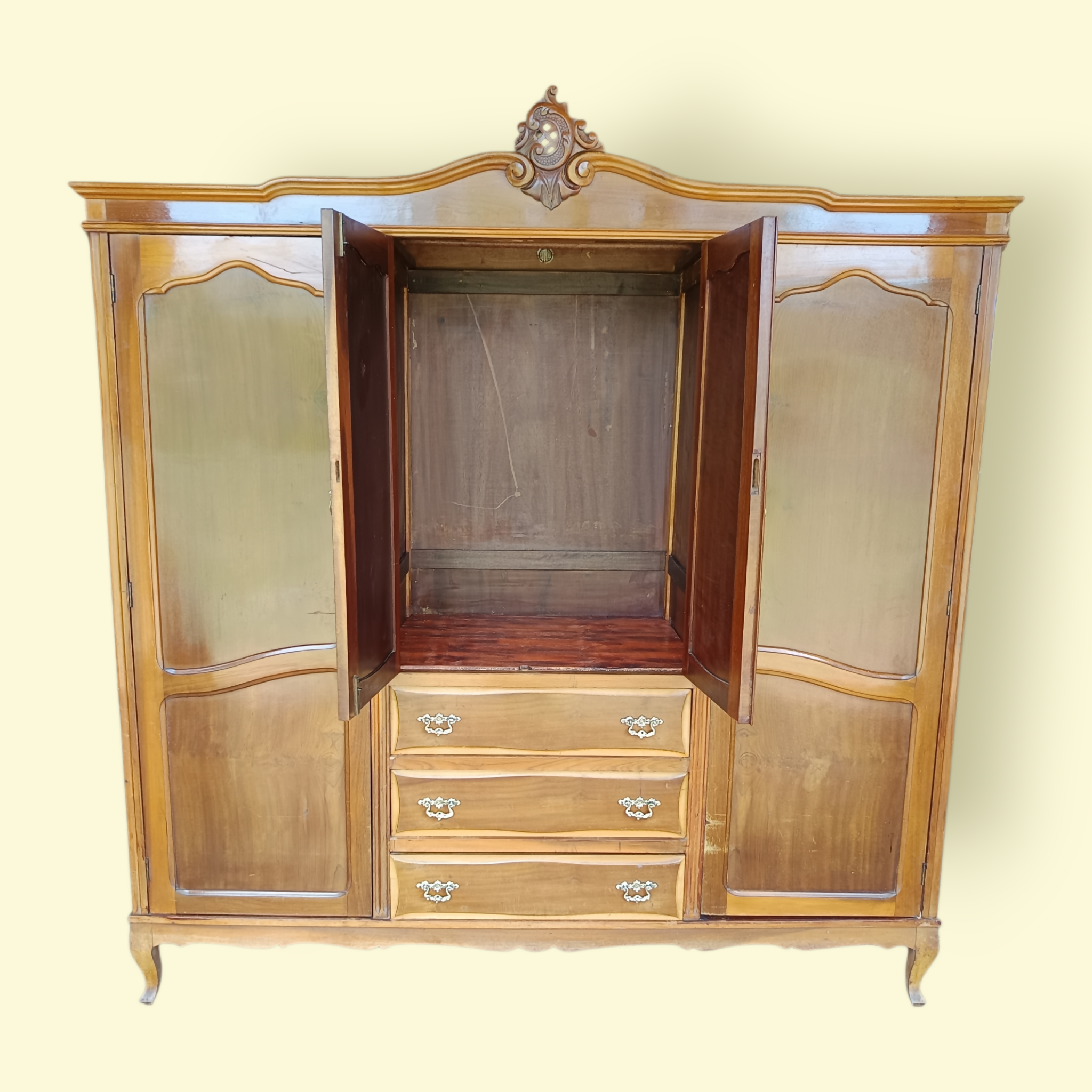 Guarda Roupas Antigo Provençal