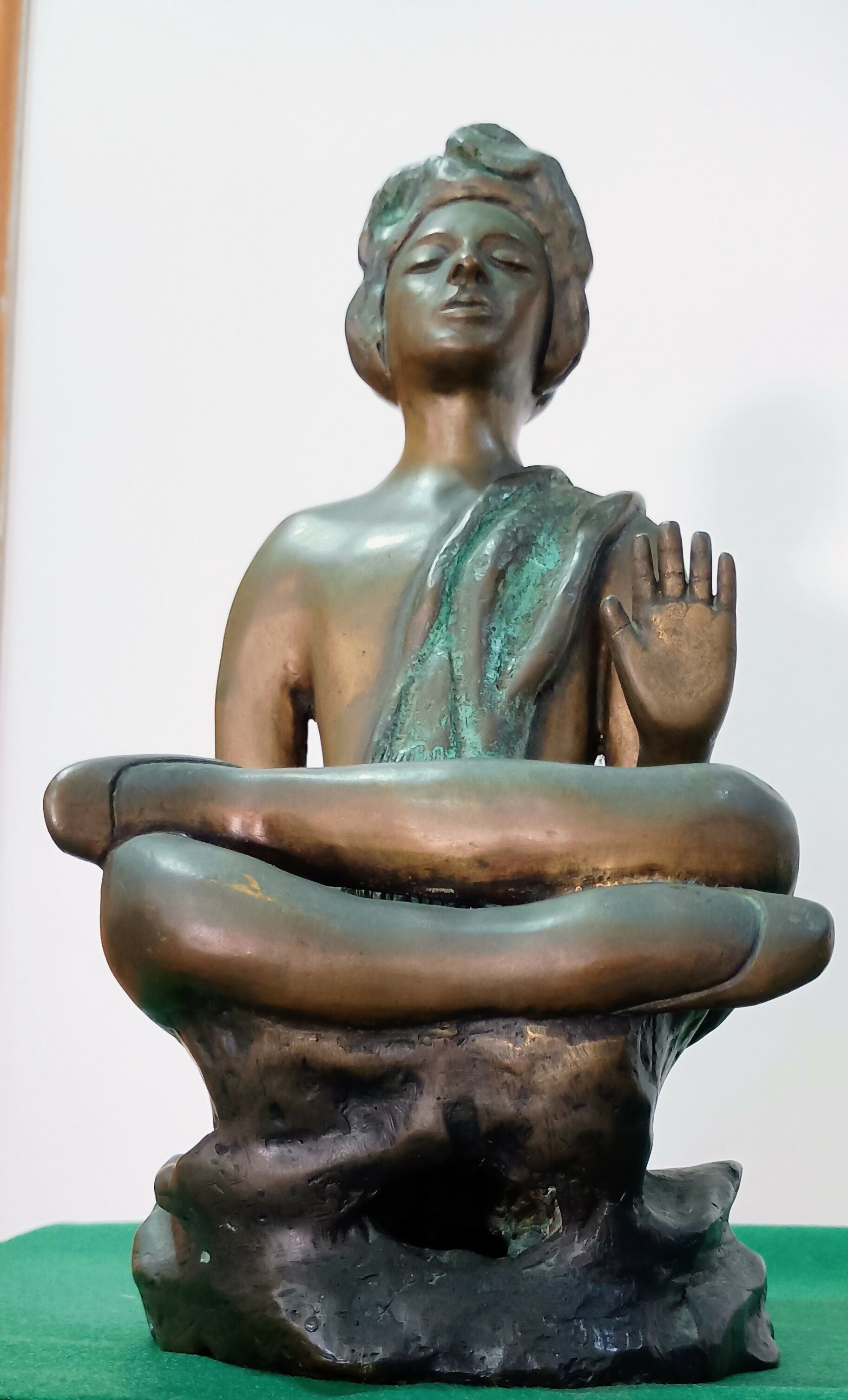 Escultura em bronze