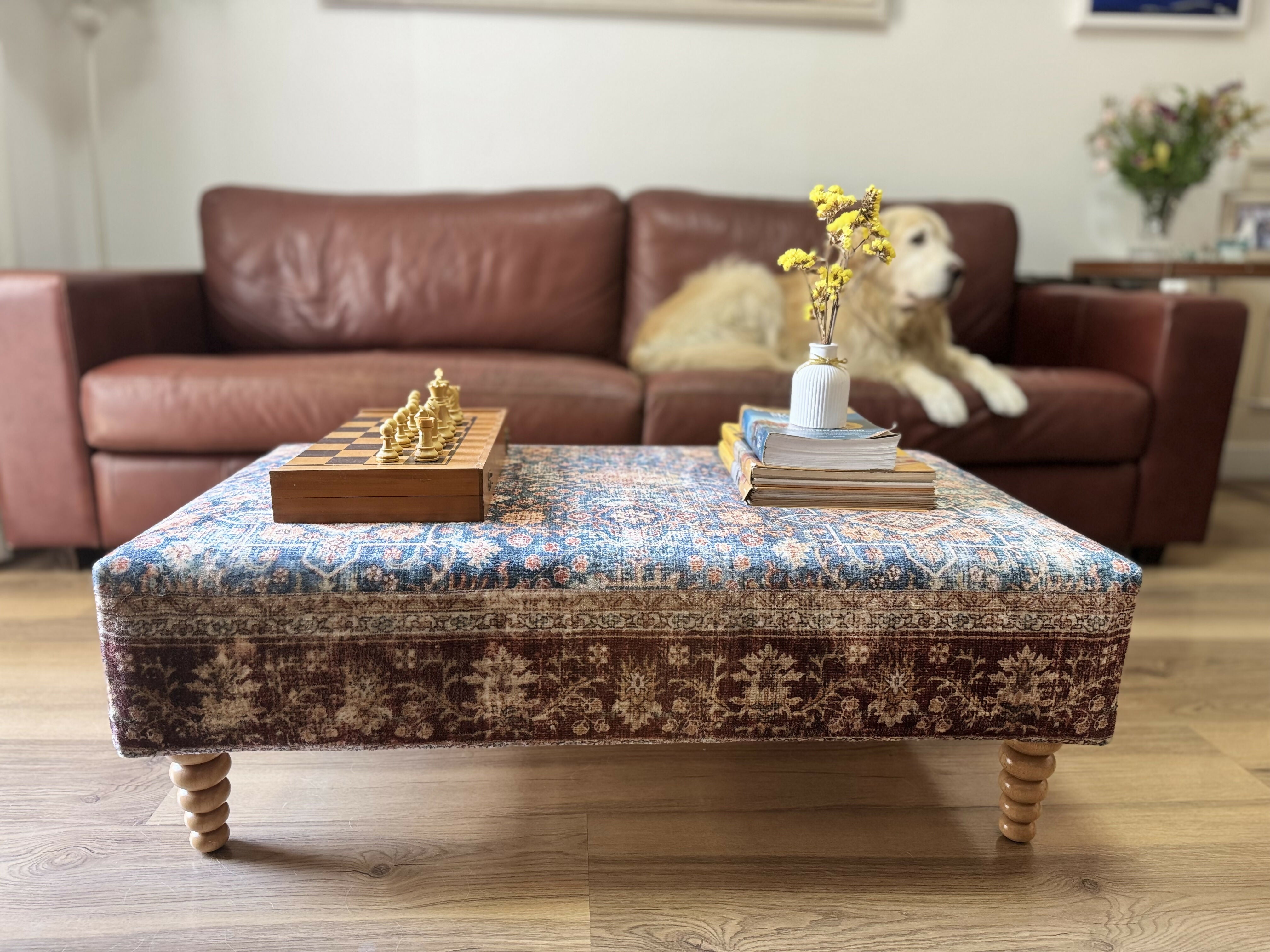 Pufe / mesa de centro / apoio para pés