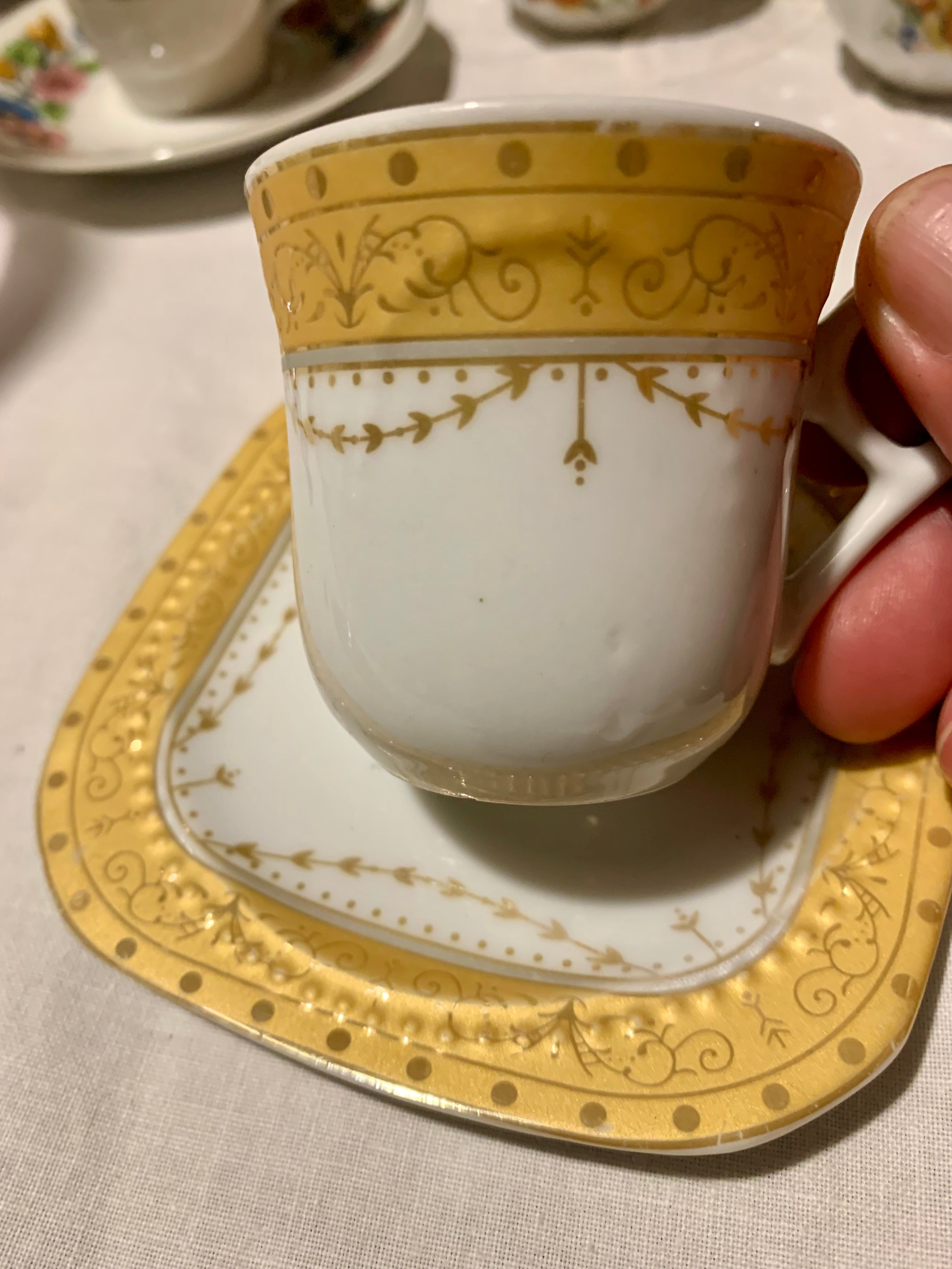 Diferenciada xícara de café para coleção em fina porcelana