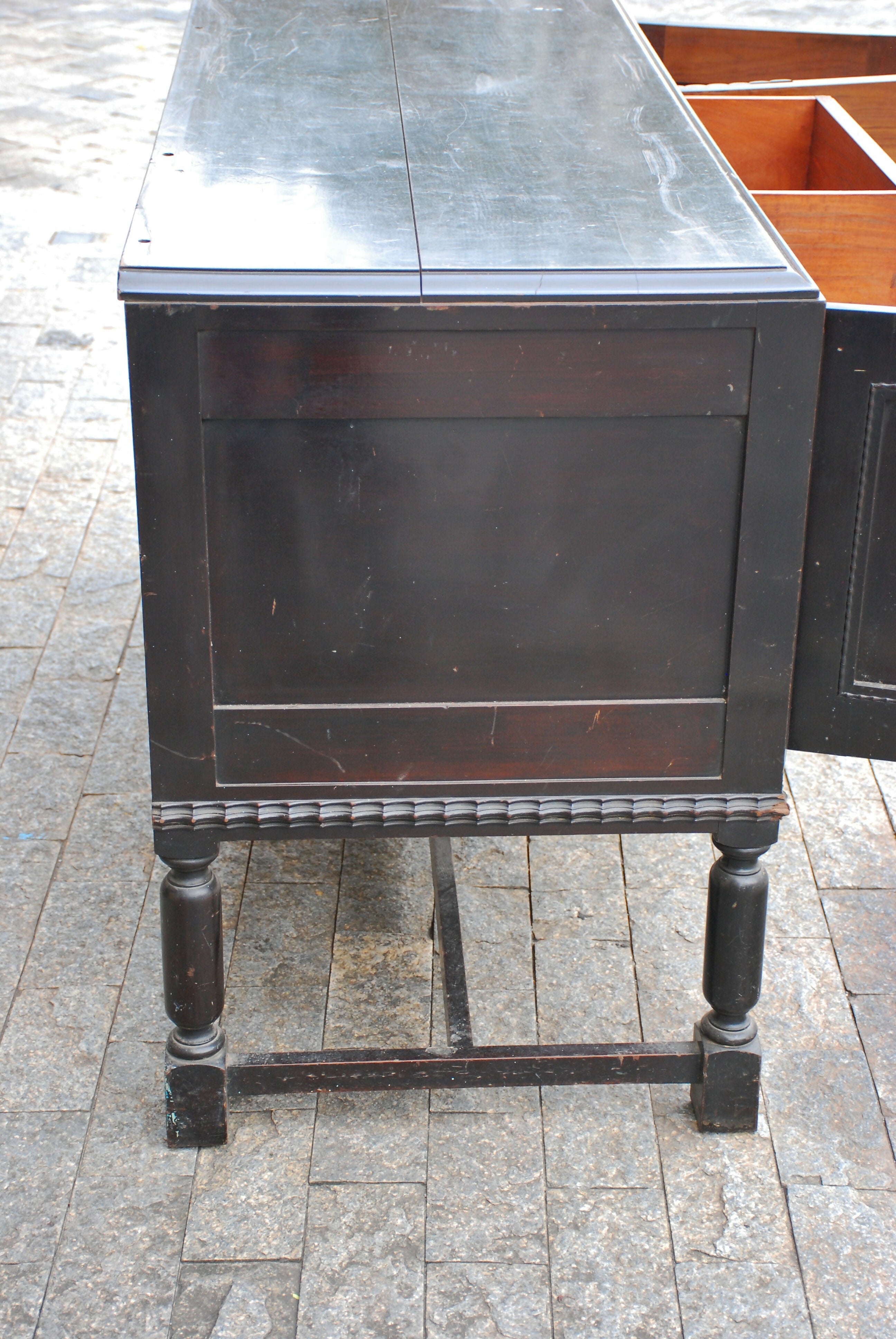 buffet jacaranda manuelino anos 60