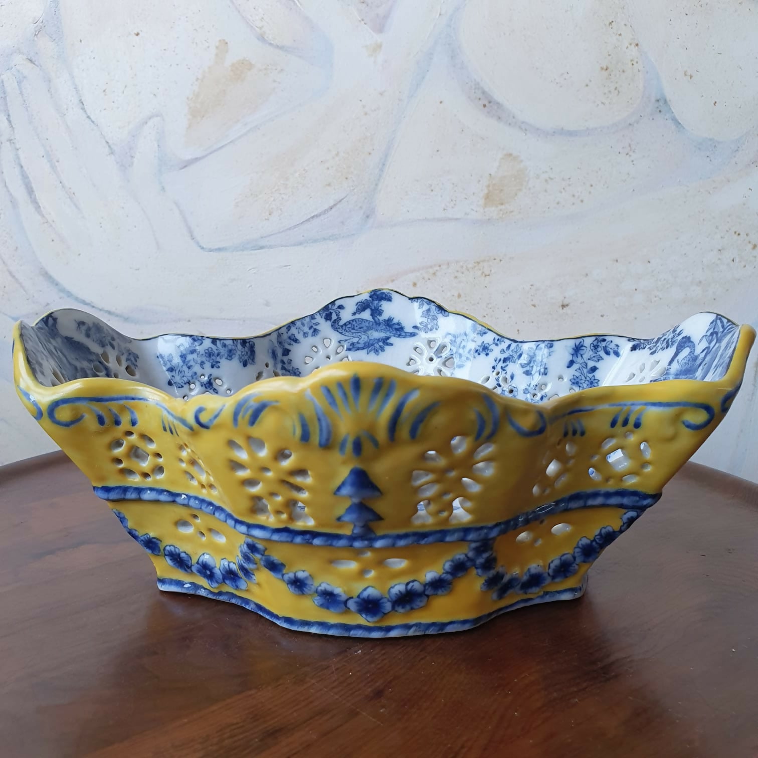 Raro e antigo centro de mesa em porcelana oriental United Wilson